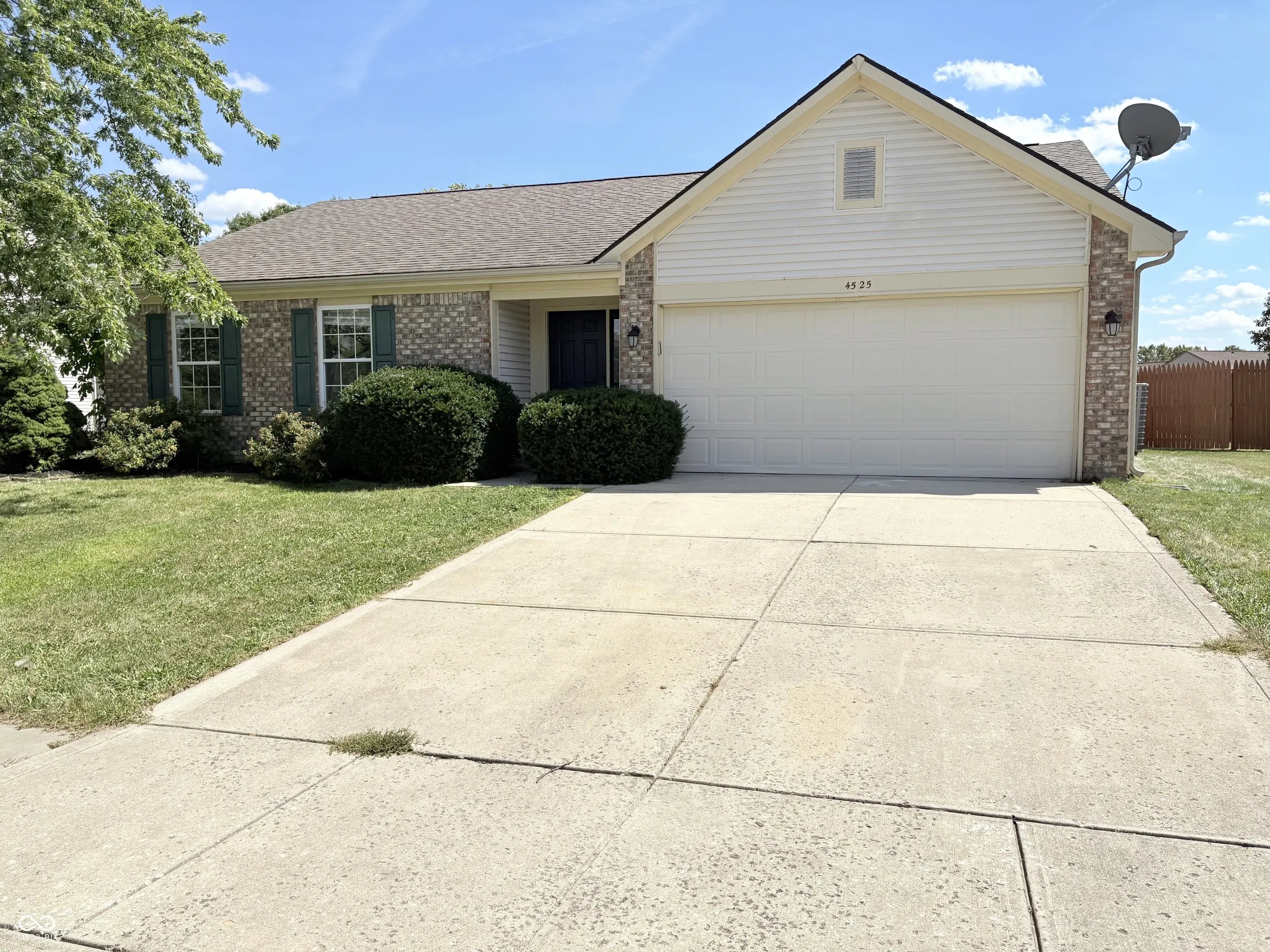 4525 Golden Hinde Way, Westfield