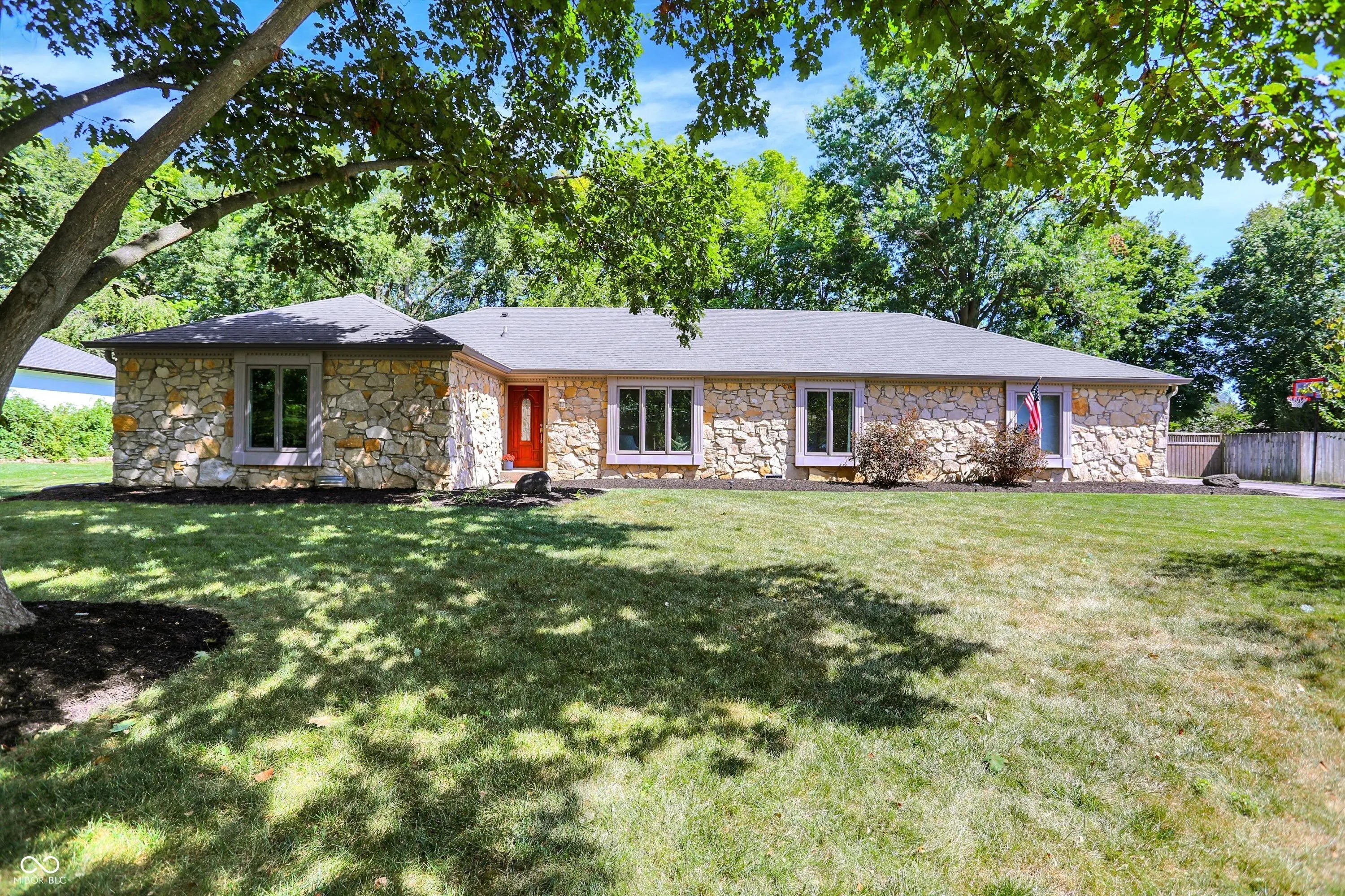 10913 Pleasantview Drive, Carmel