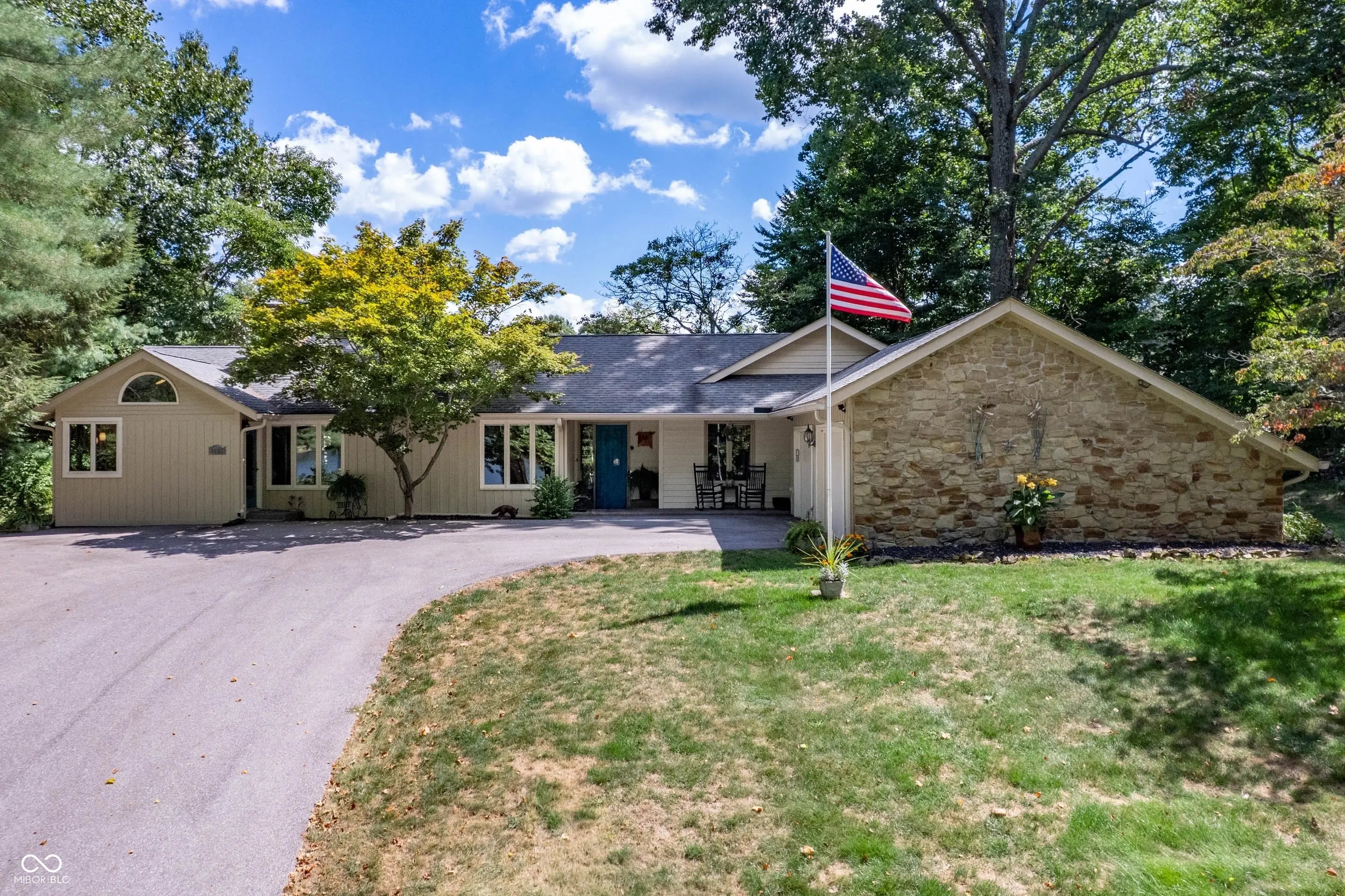 3671 N Windsor Place, Martinsville