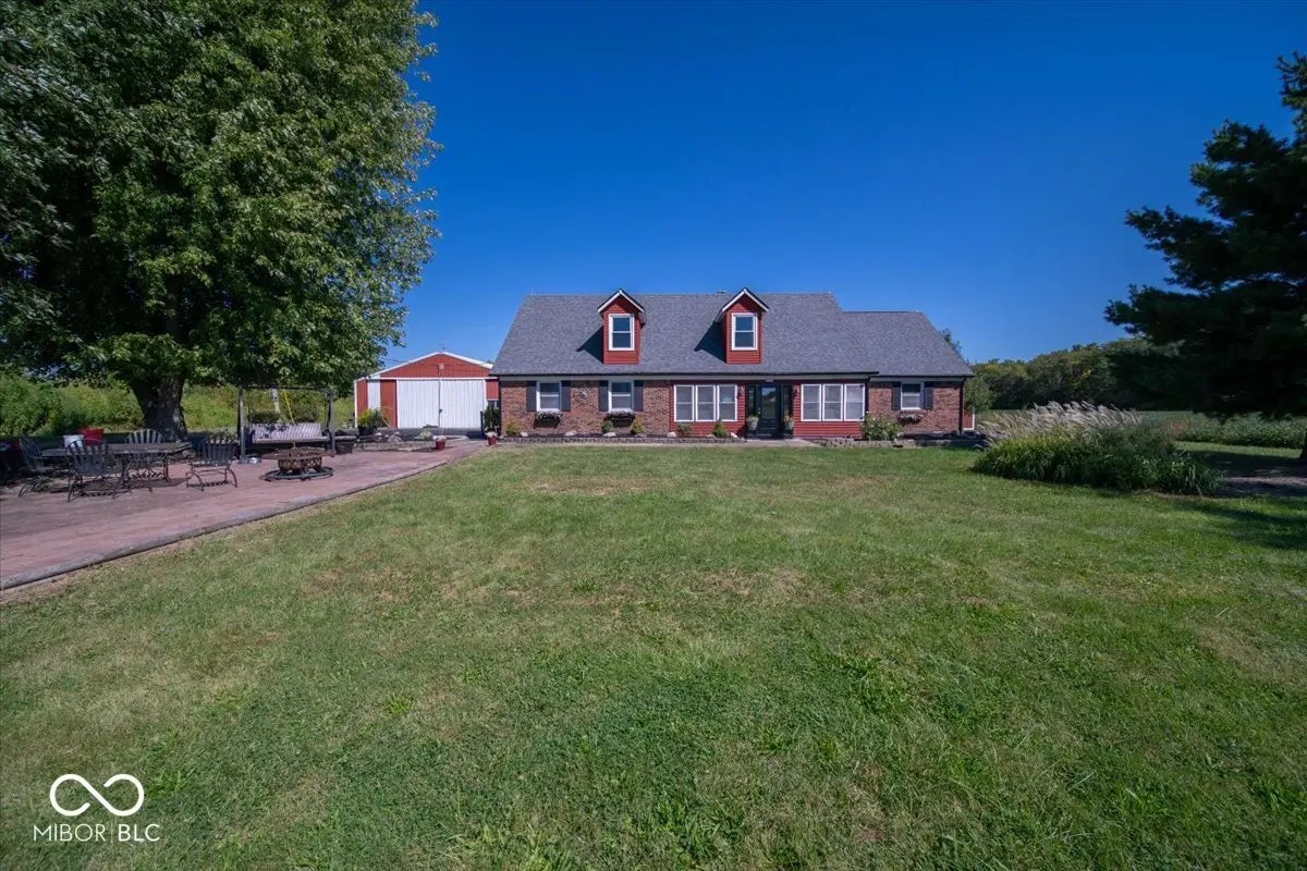 1572 W 900 N, Fortville