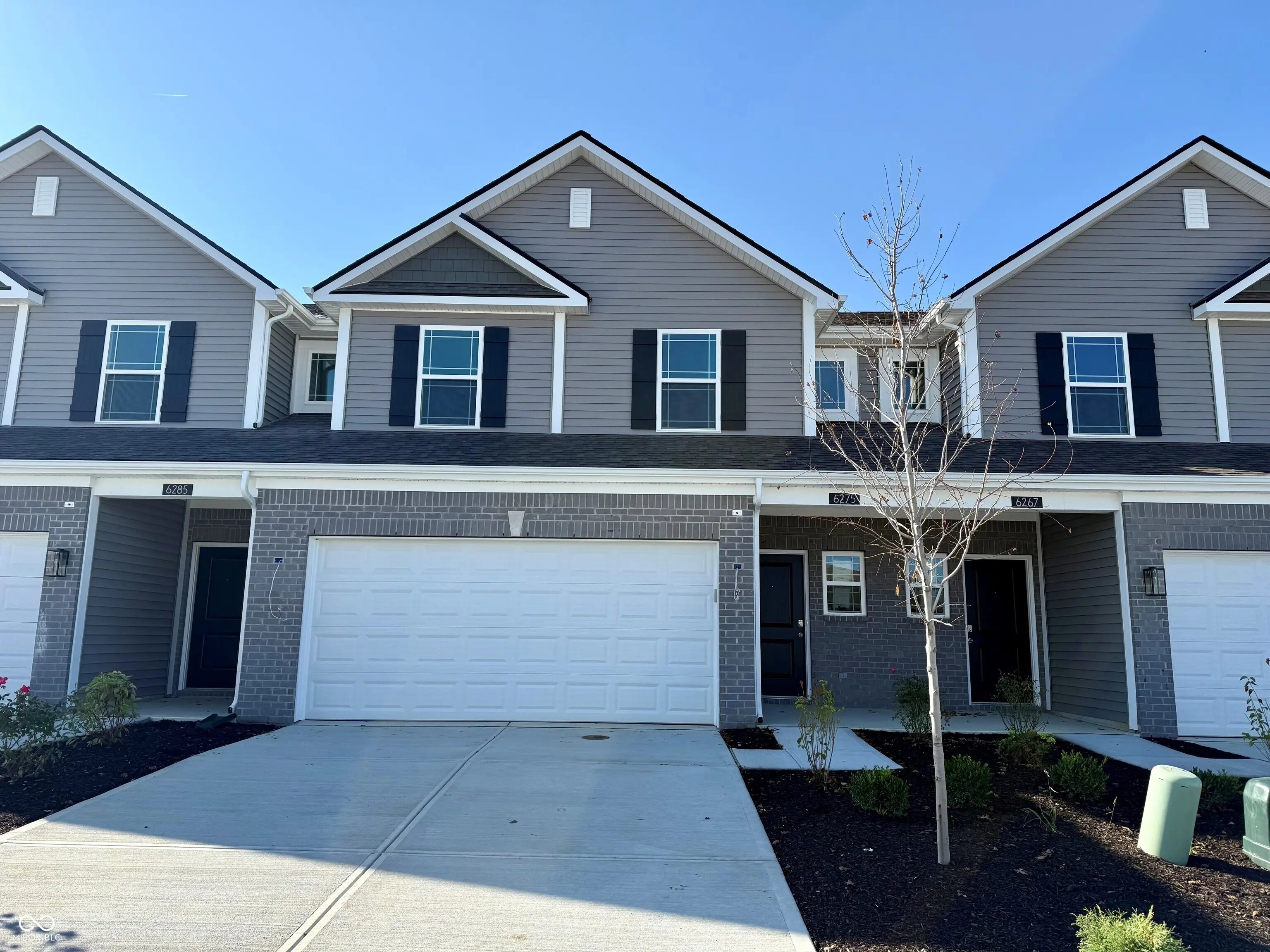 6275 Wasco Drive, Whitestown