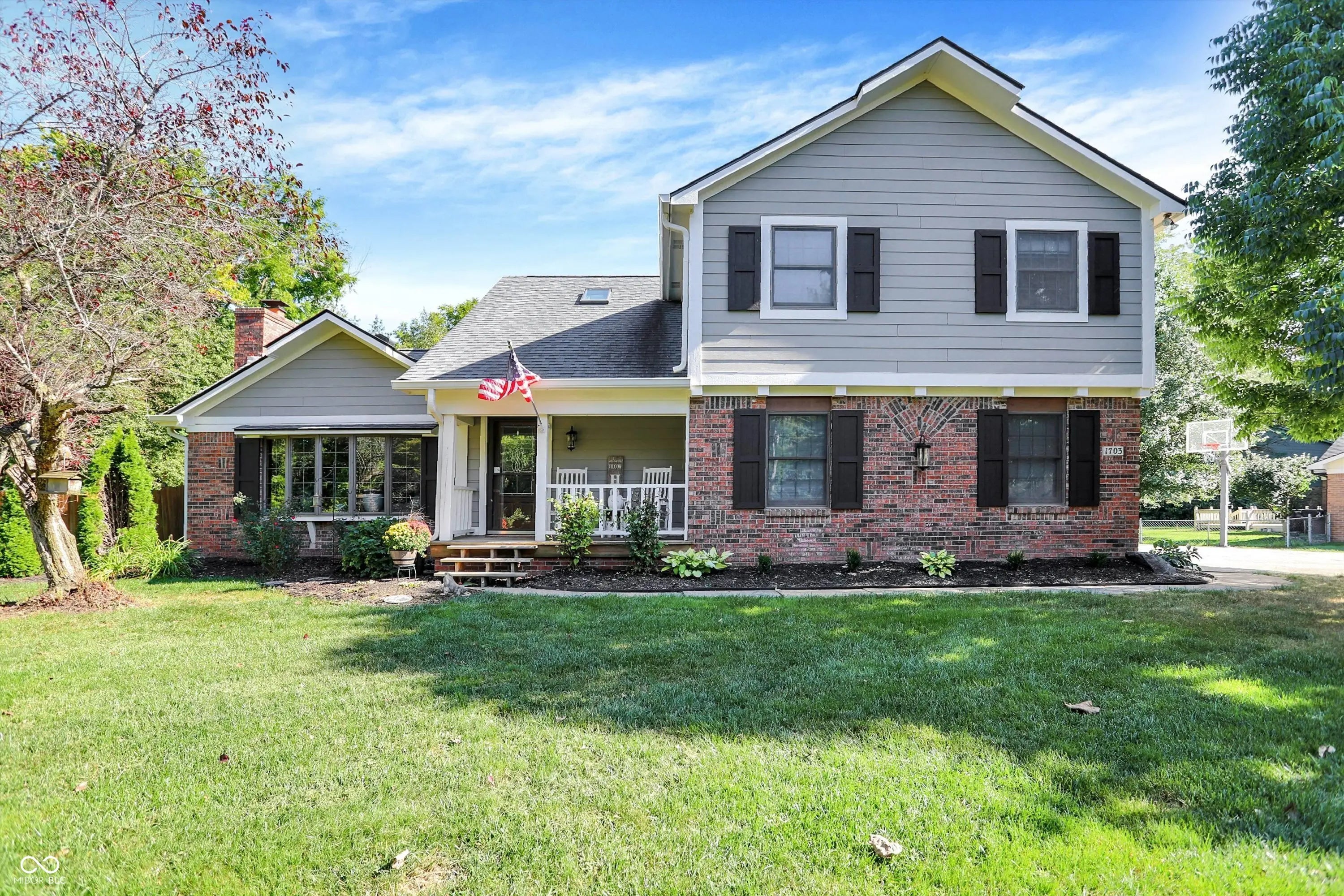1703 S Crooked Lane, Greenwood