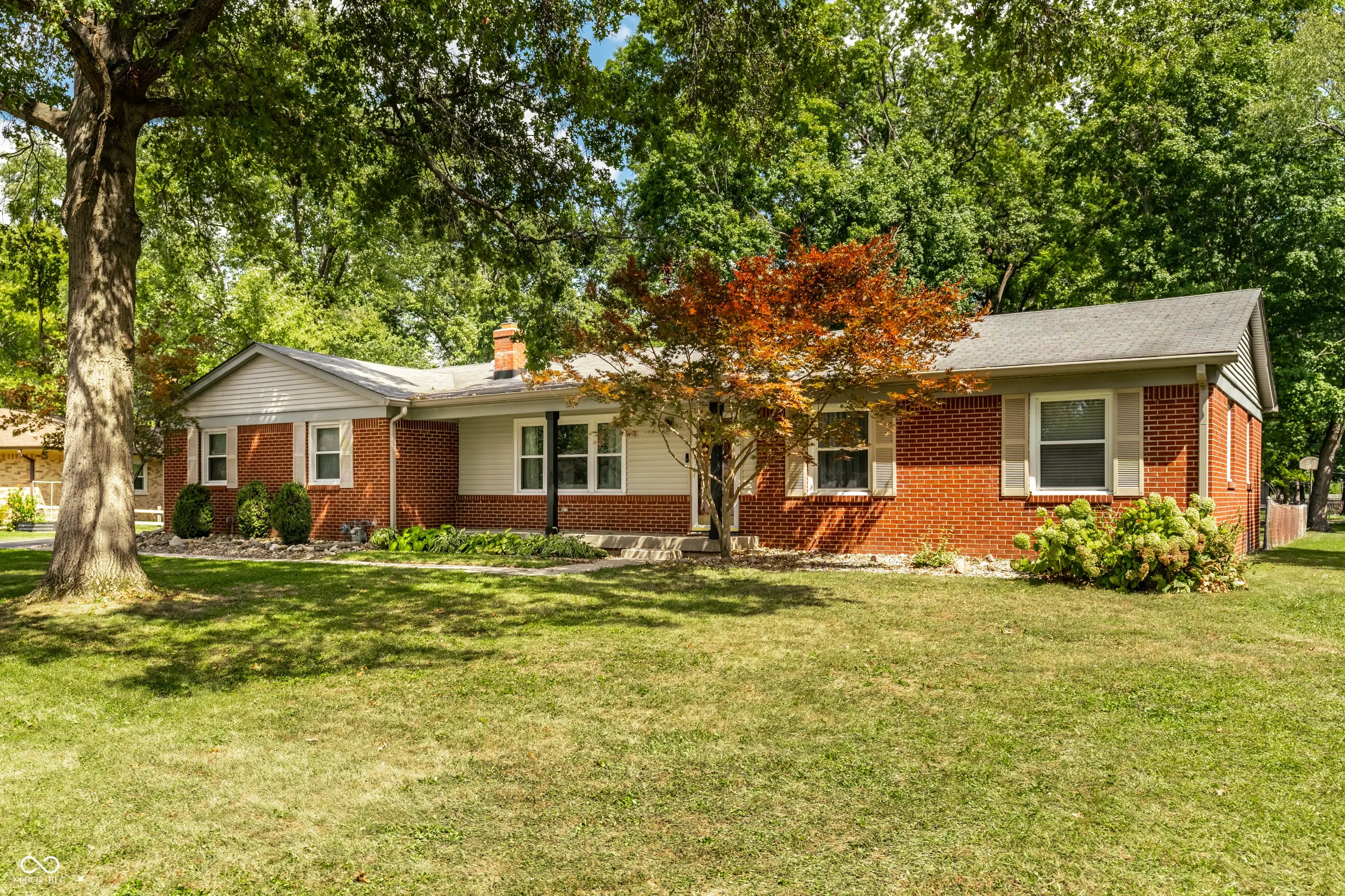 7117 N Oakland Avenue, Indianapolis