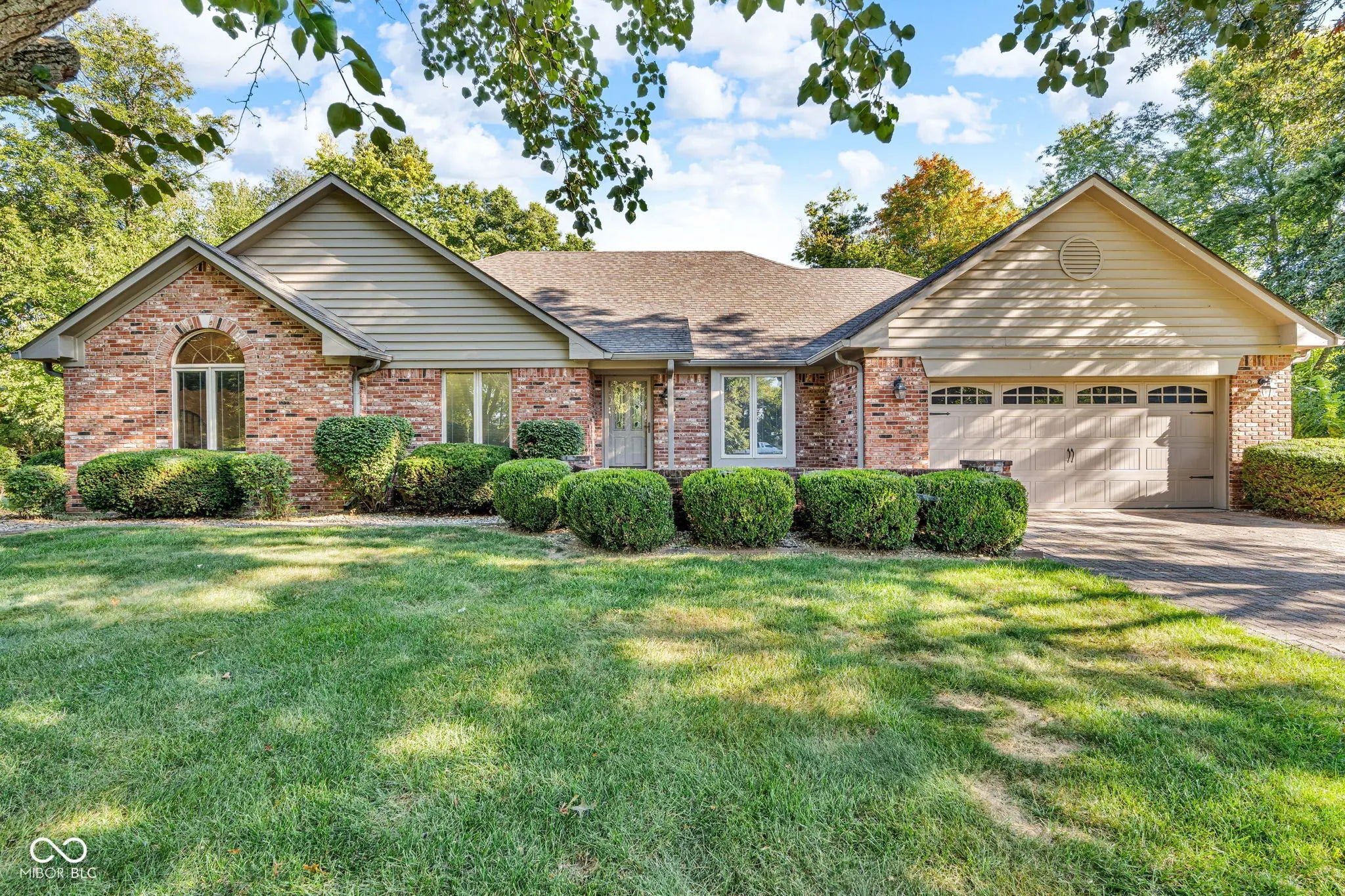 308 Vista Court, Plainfield