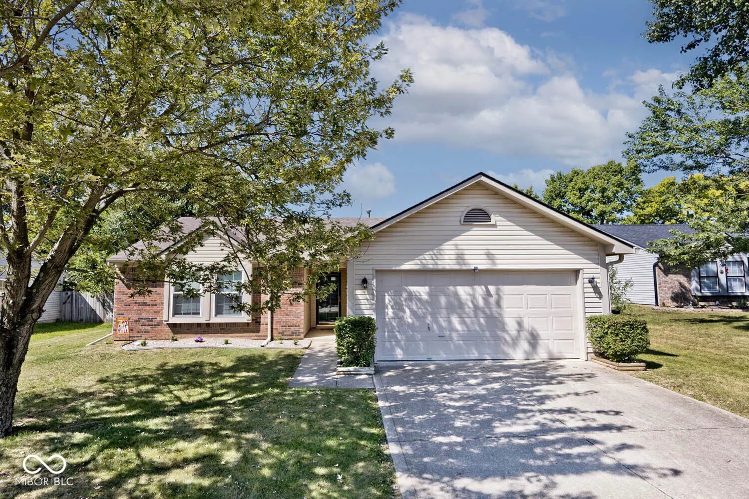 Photo of 105 Coralbury Court Mooresville, IN 46158