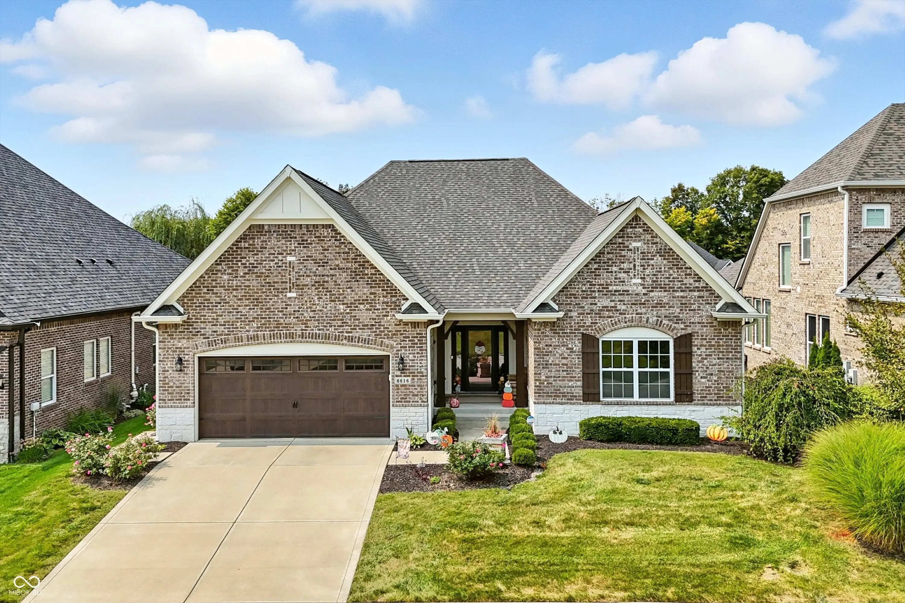 6616 Stonepoint Way, Indianapolis