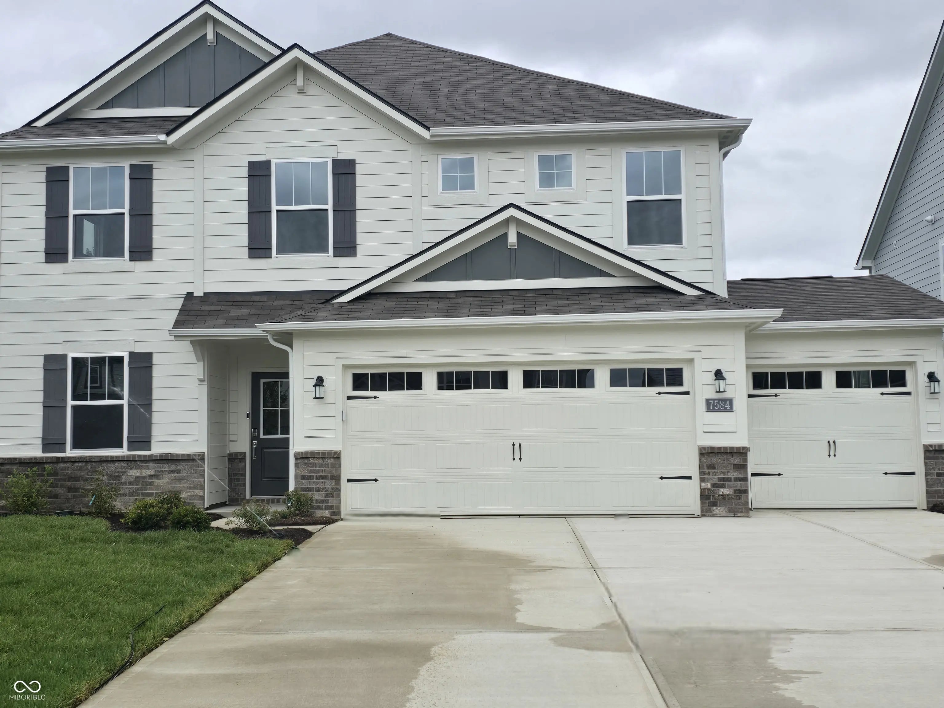 7584 Allesley Drive, Avon