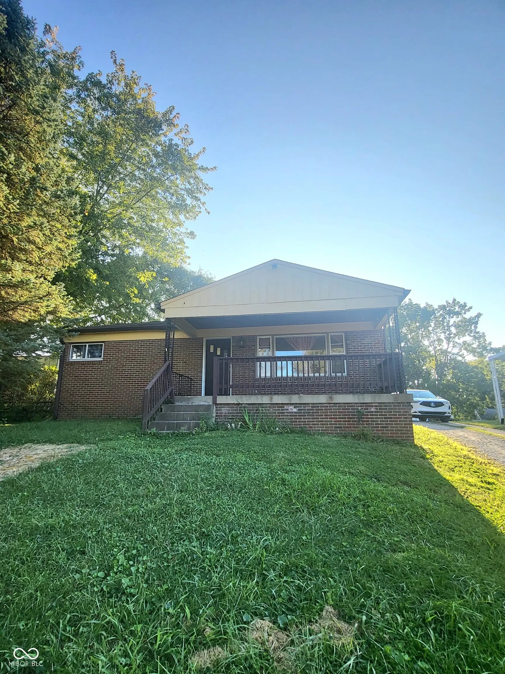 5656 Madison Avenue, Indianapolis