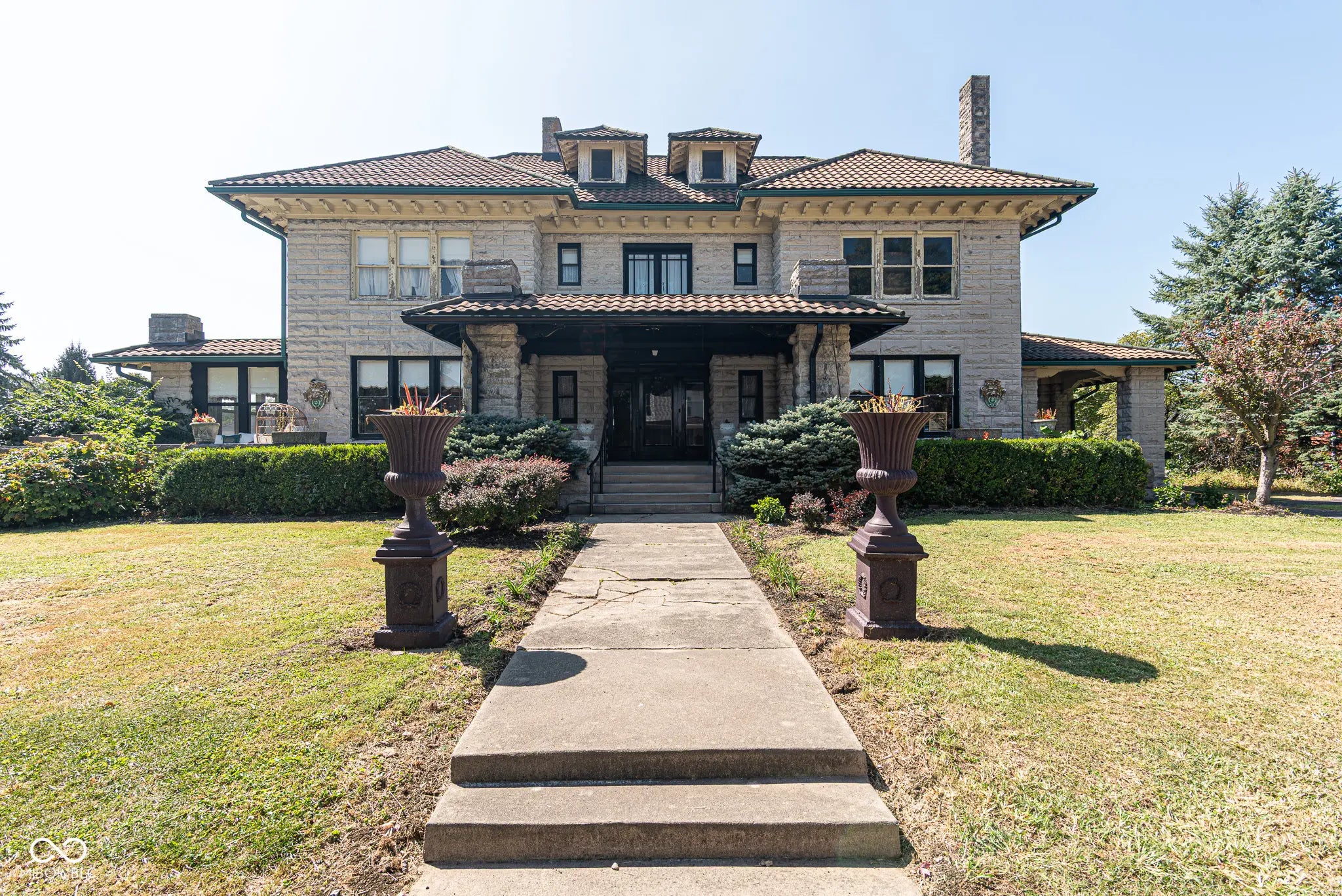 525 N Main Street, Rushville