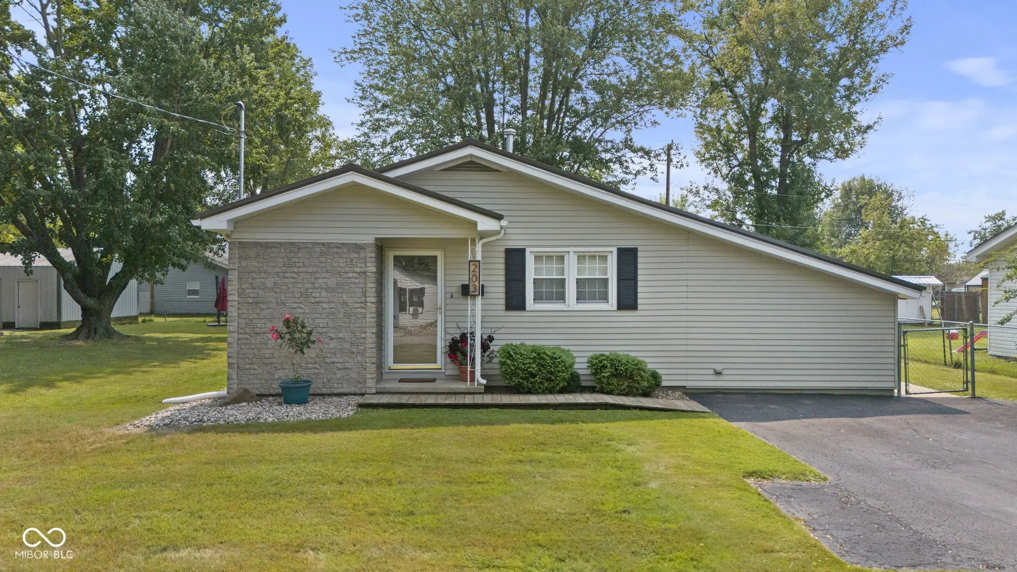 203 W Bard Street, Crothersville