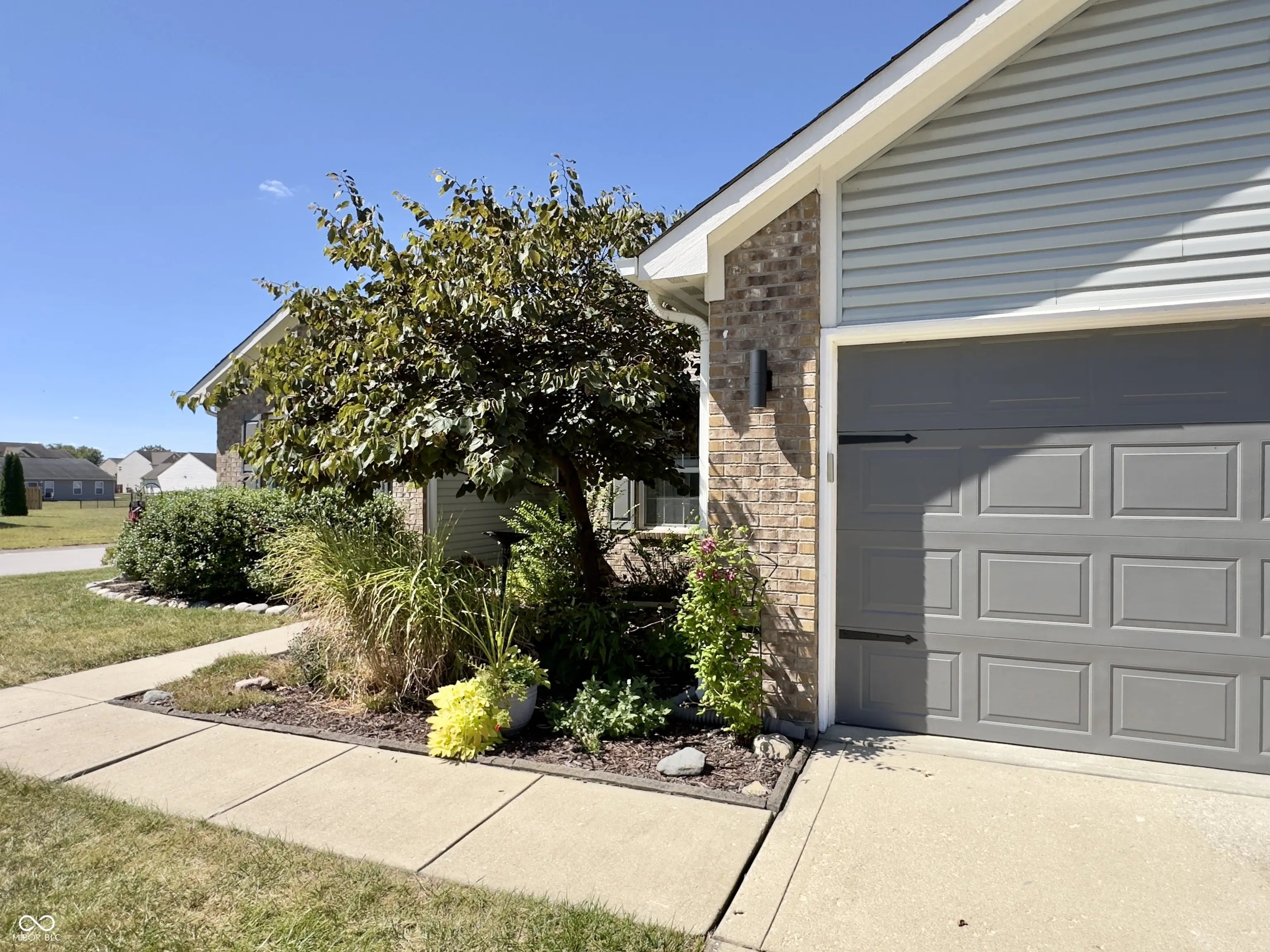 1576 Rosewood Drive MLS 22061257 Oriole Point photo 1