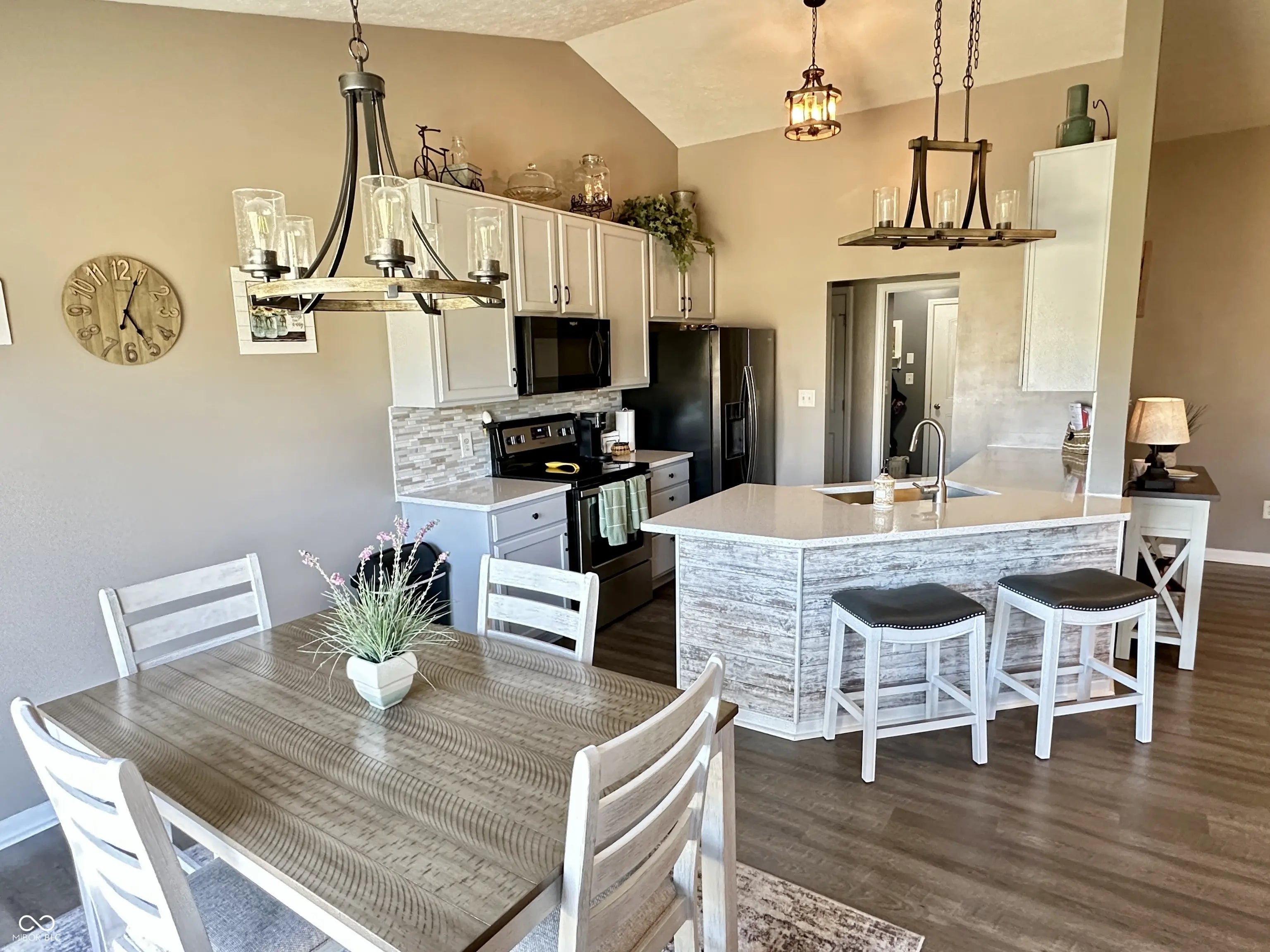 1576 Rosewood Drive MLS 22061257 Oriole Point photo 19