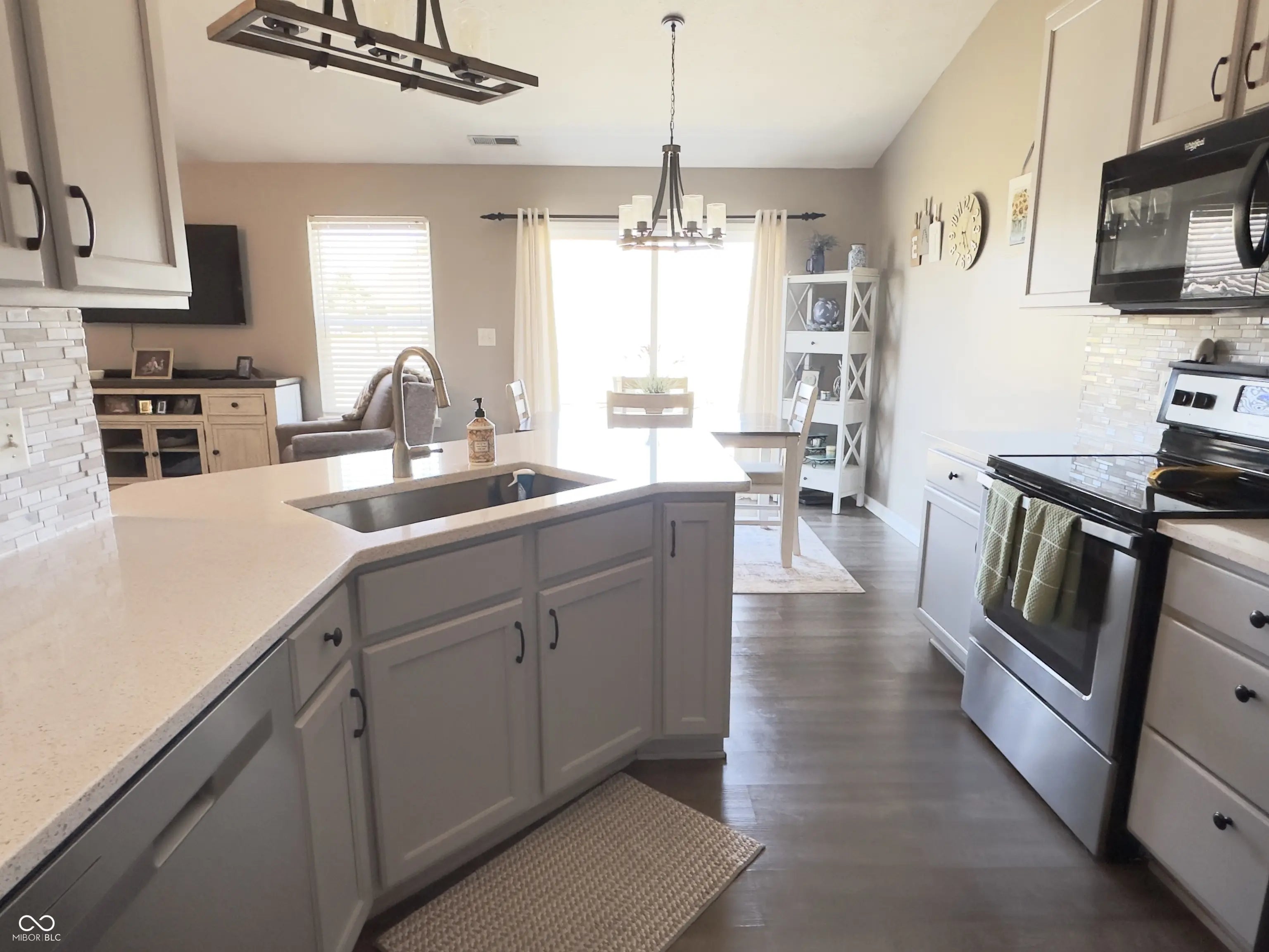 1576 Rosewood Drive MLS 22061257 Oriole Point photo 23