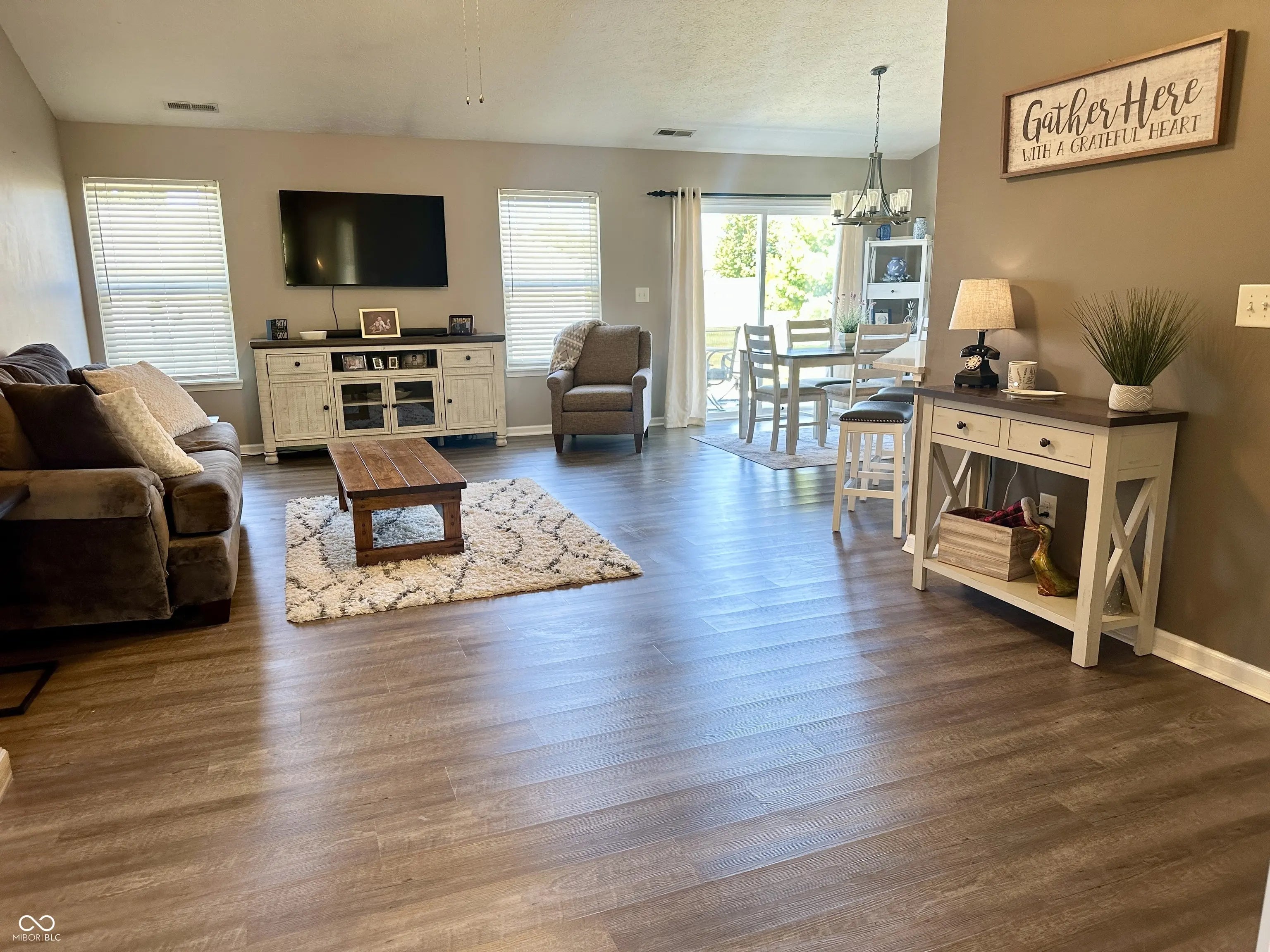 1576 Rosewood Drive MLS 22061257 Oriole Point photo 8