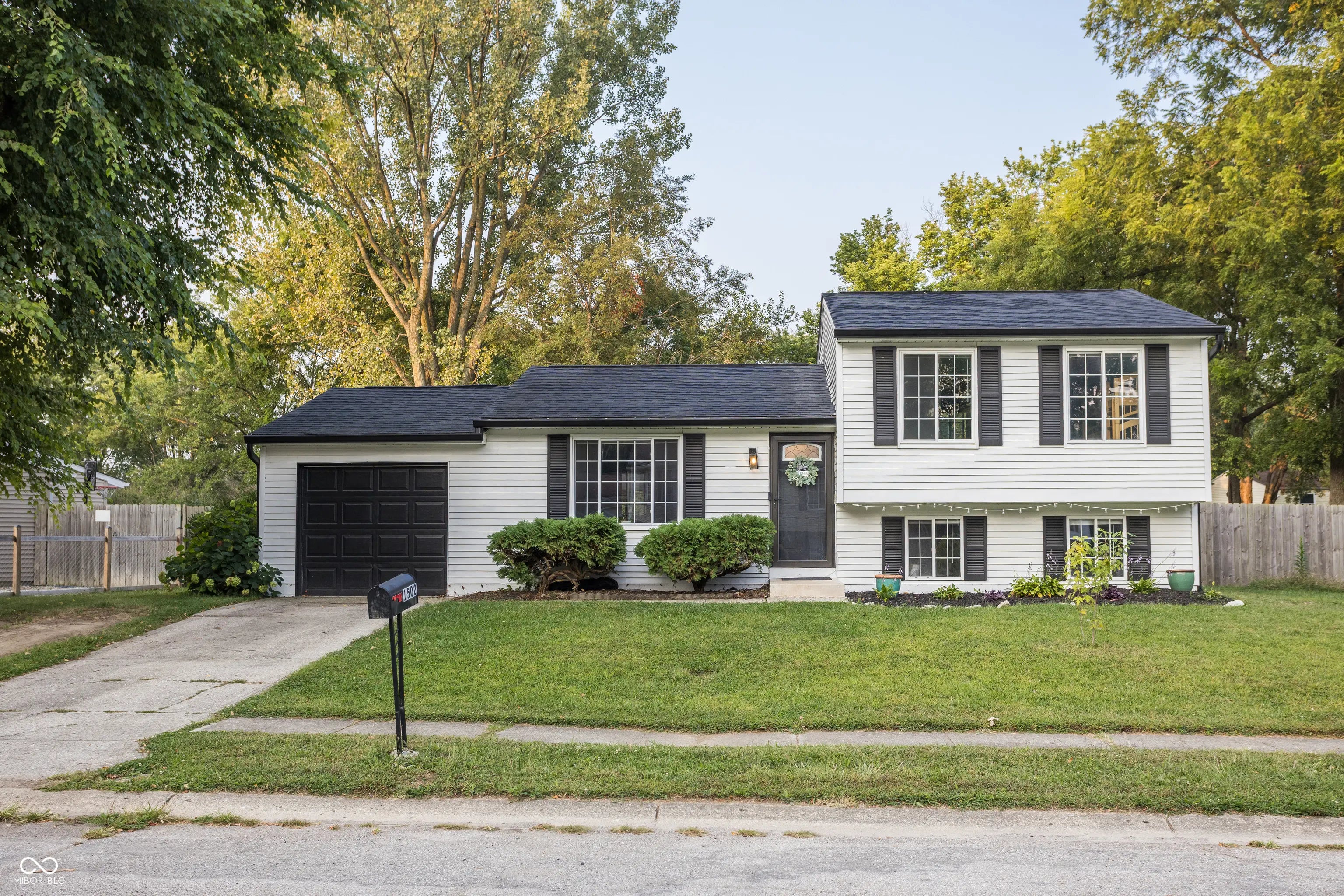 Photo of 1502 Gumwood Drive Indianapolis, IN 46234