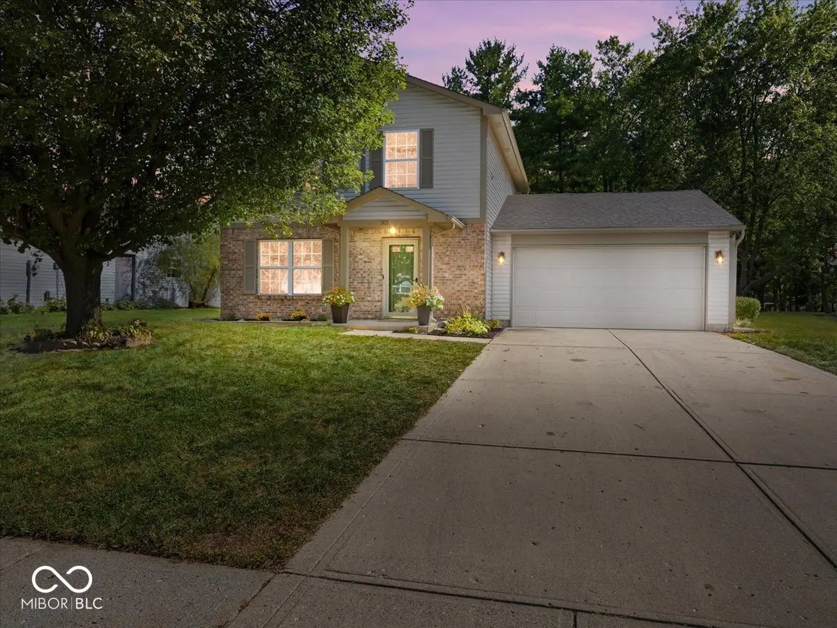 905 Governors Lane, Shelbyville