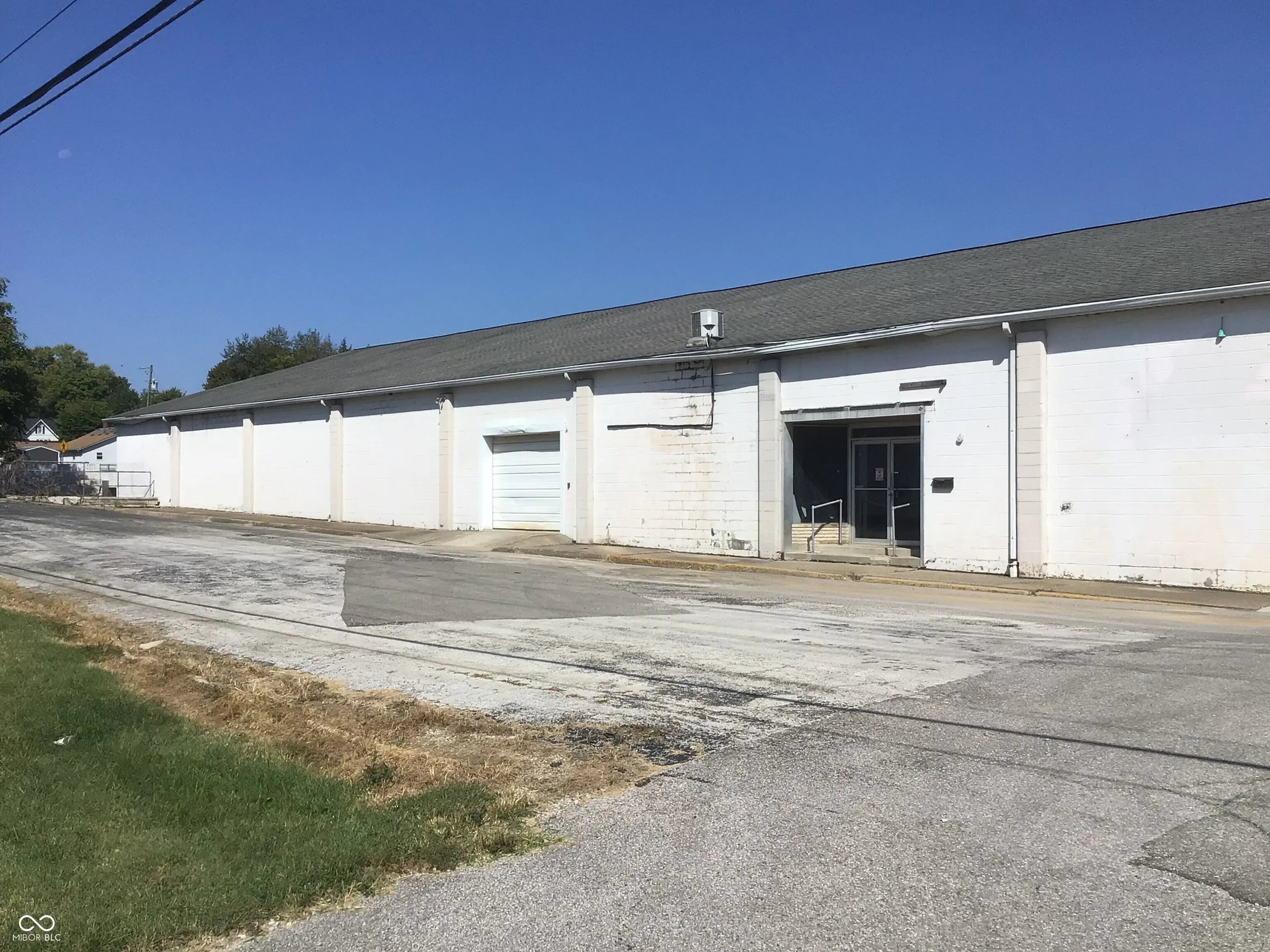 Photo of 301 W Mulberry Street Salem, IN 47167