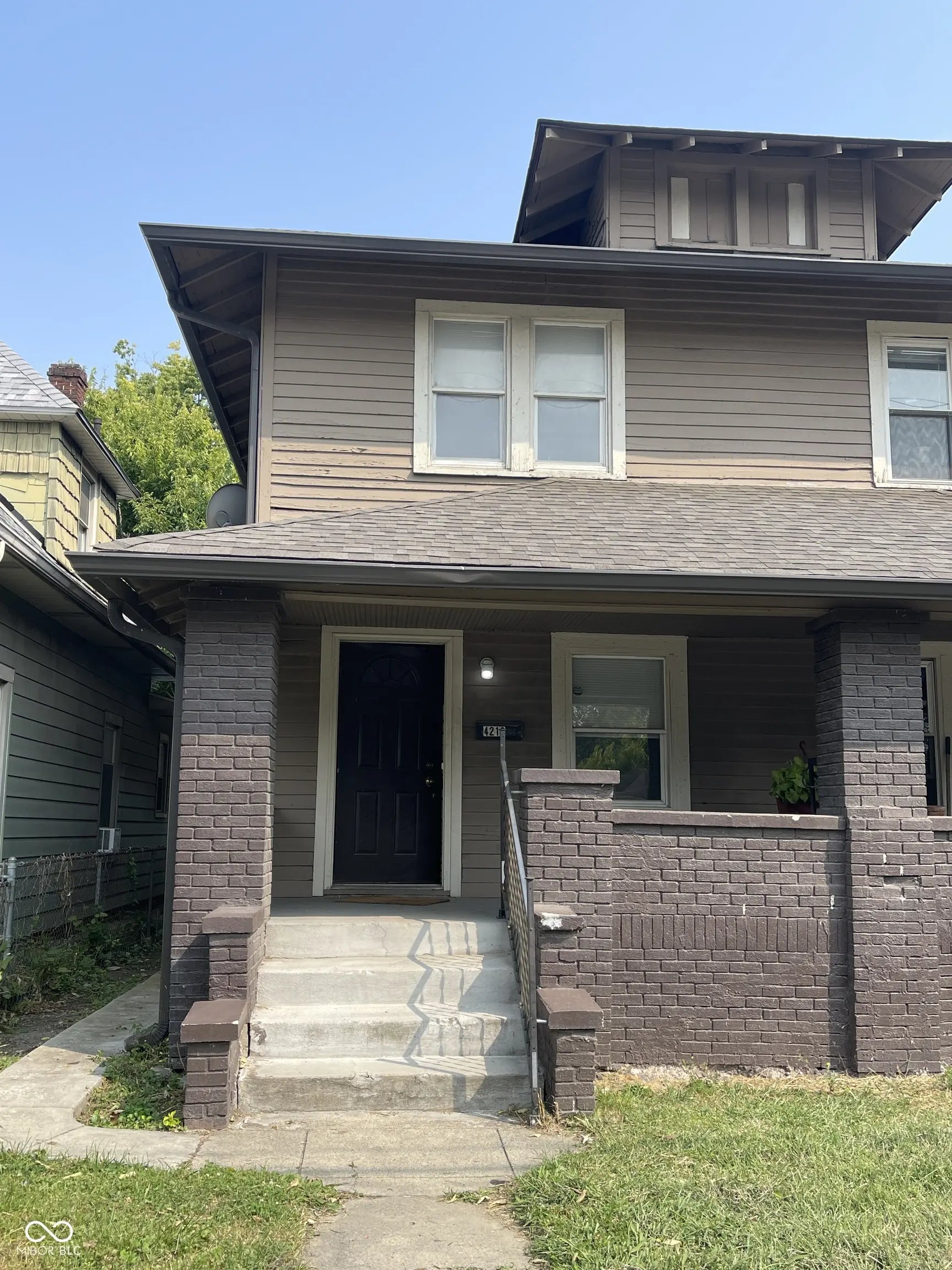 4212 E Washington Street, Indianapolis