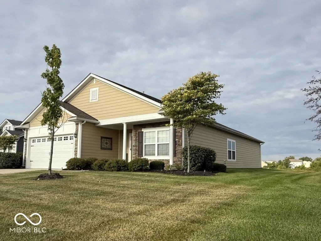 Photo of 15675 Wescott Drive Noblesville, IN 46060