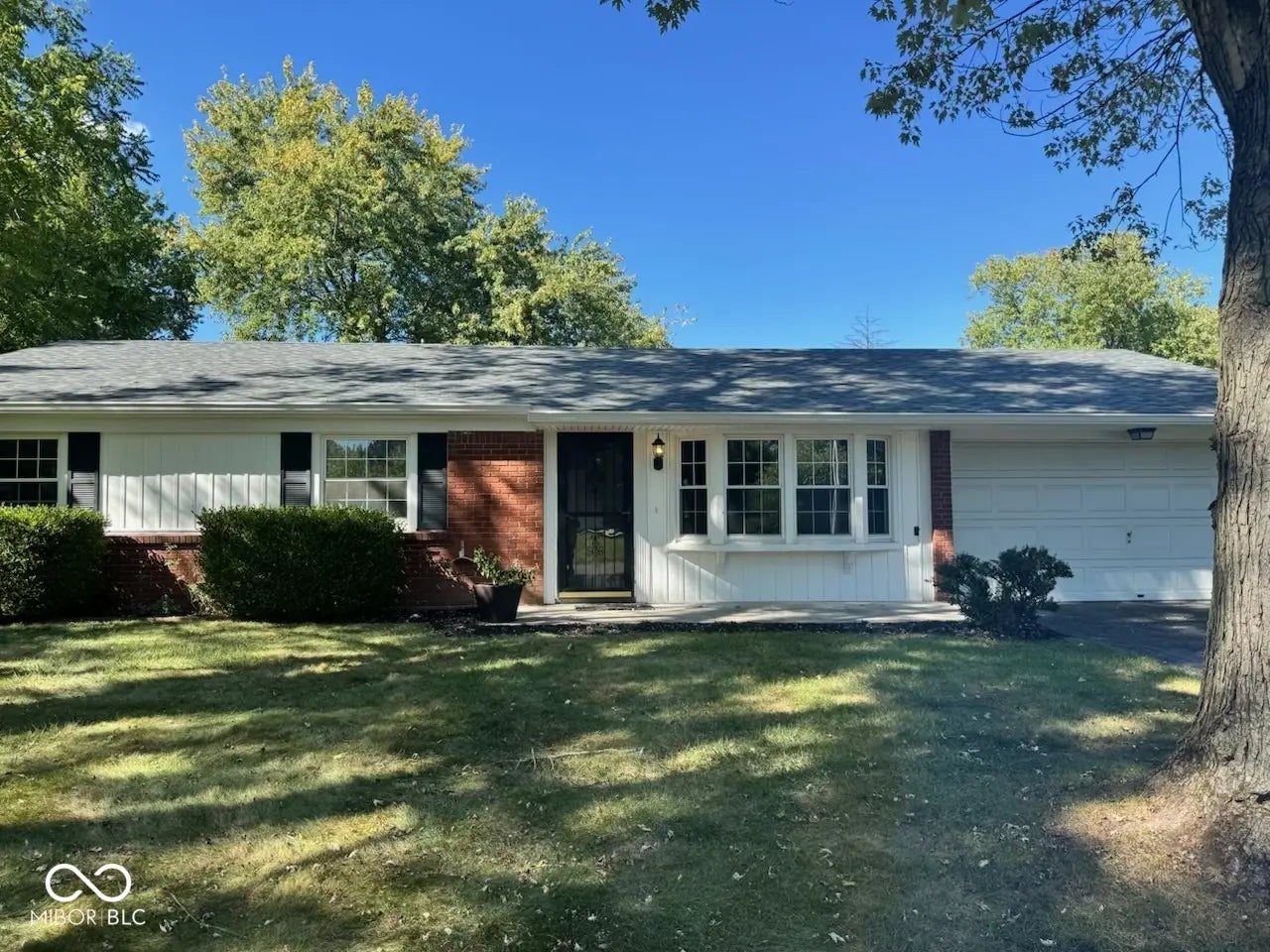 1606 Mccollough Drive, Indianapolis