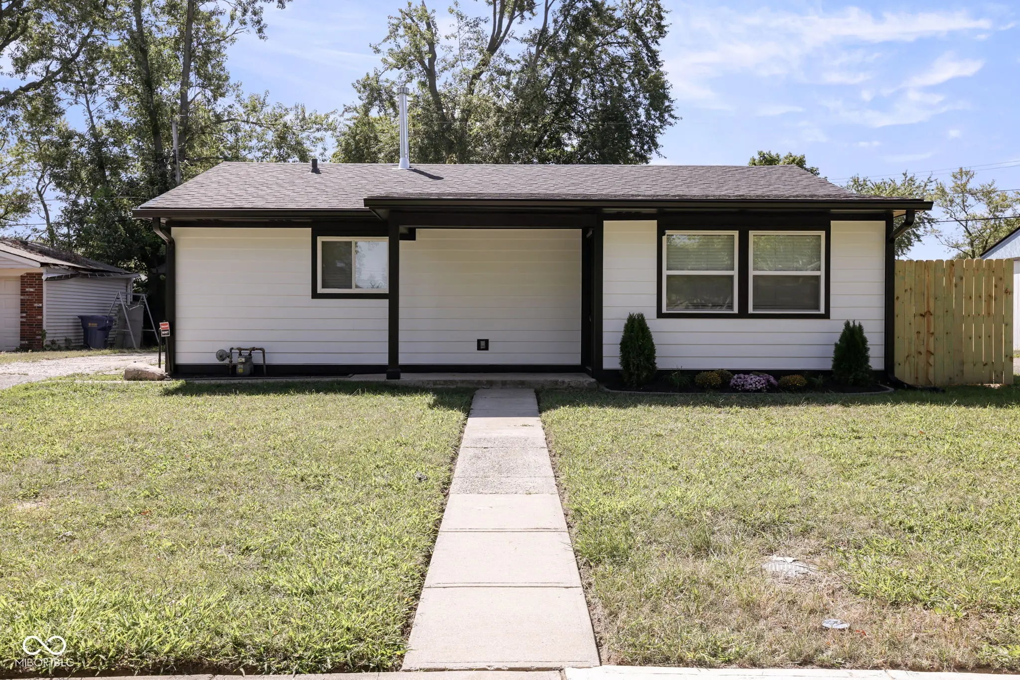 Photo of 7355 Twin Beech Drive Lawrence, IN 46226