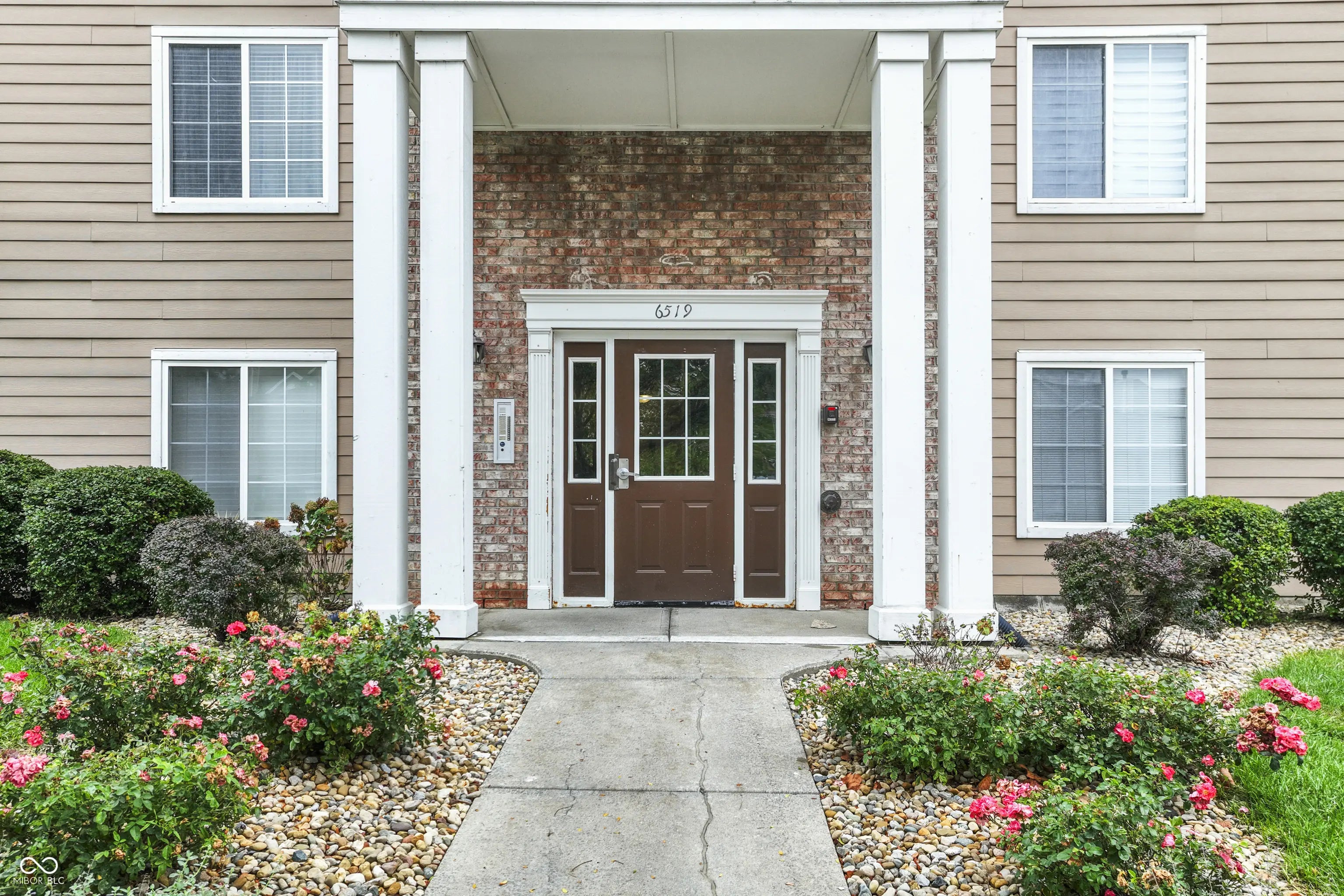 6519 Jade Stream Court 104, Indianapolis