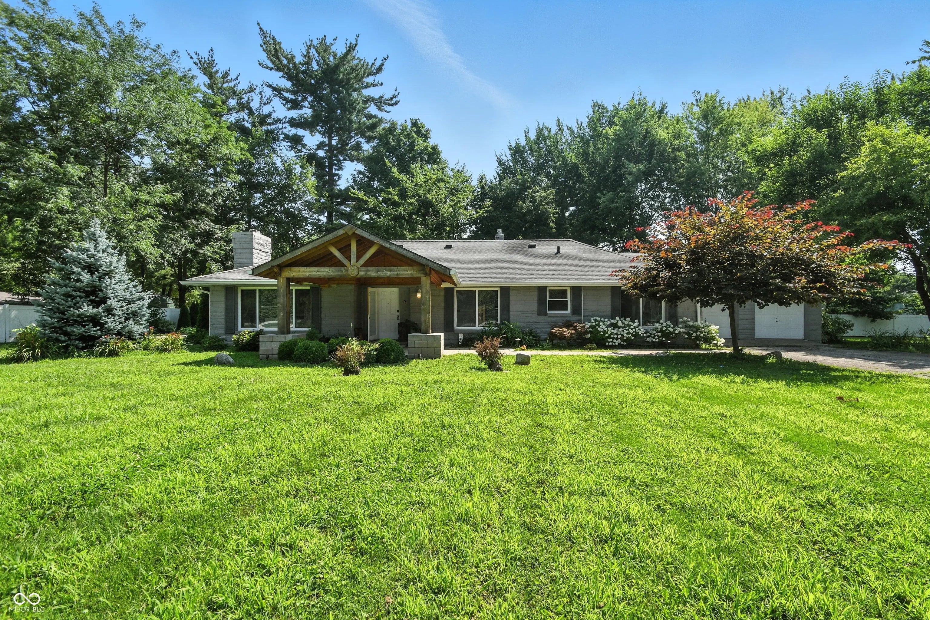8751 Lafayette Road, Indianapolis