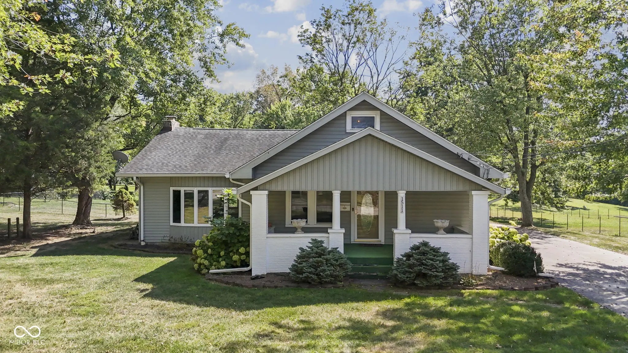 1511 E Lawrence Avenue E, Indianapolis