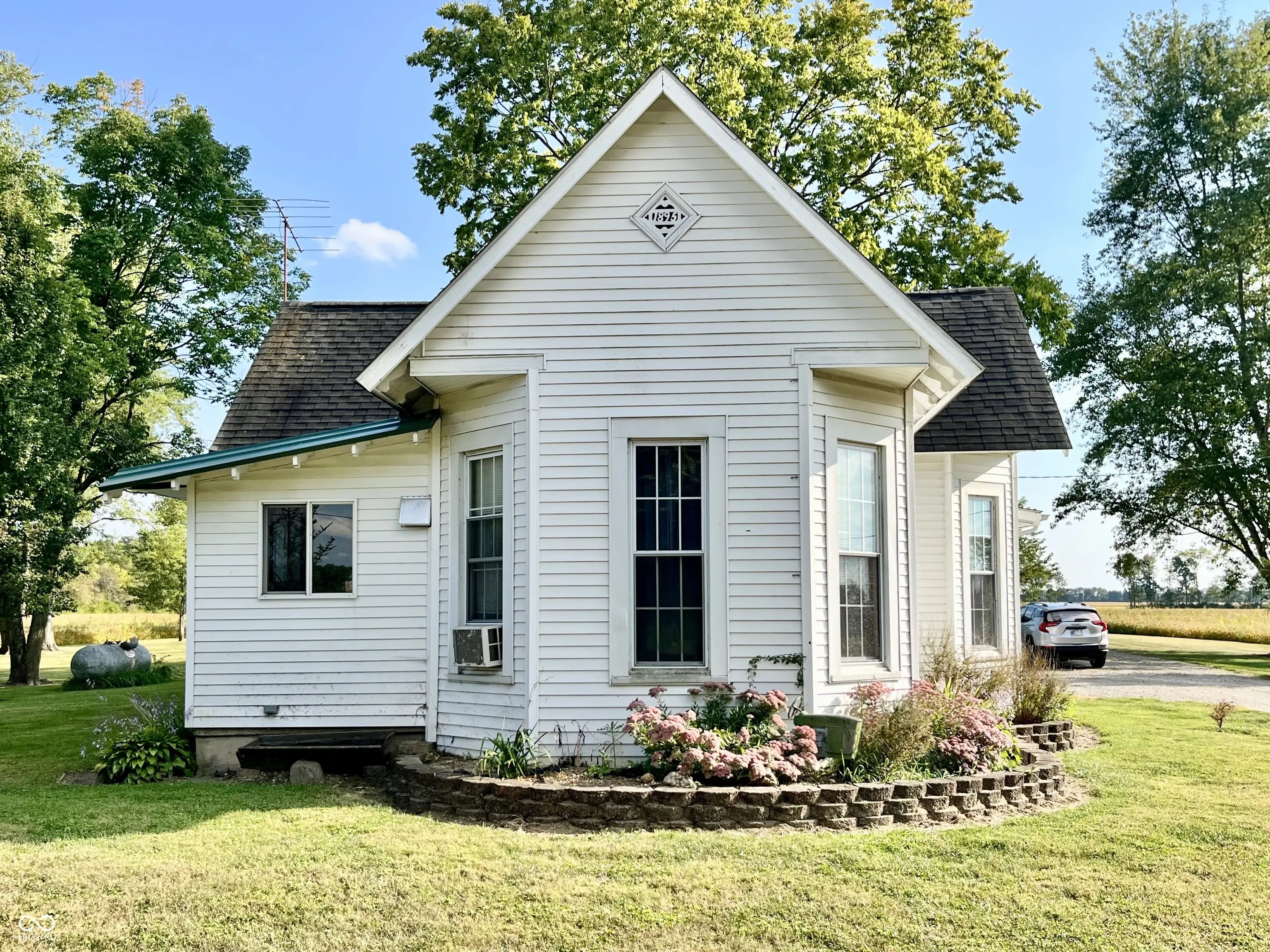 Photo of 15011 E 1000 N Flat Rock, IN 47234