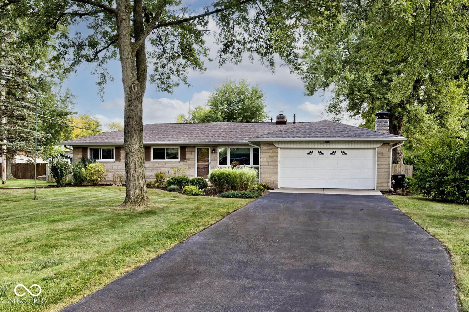Photo of 7629 Honnen Drive N Indianapolis, IN 46256