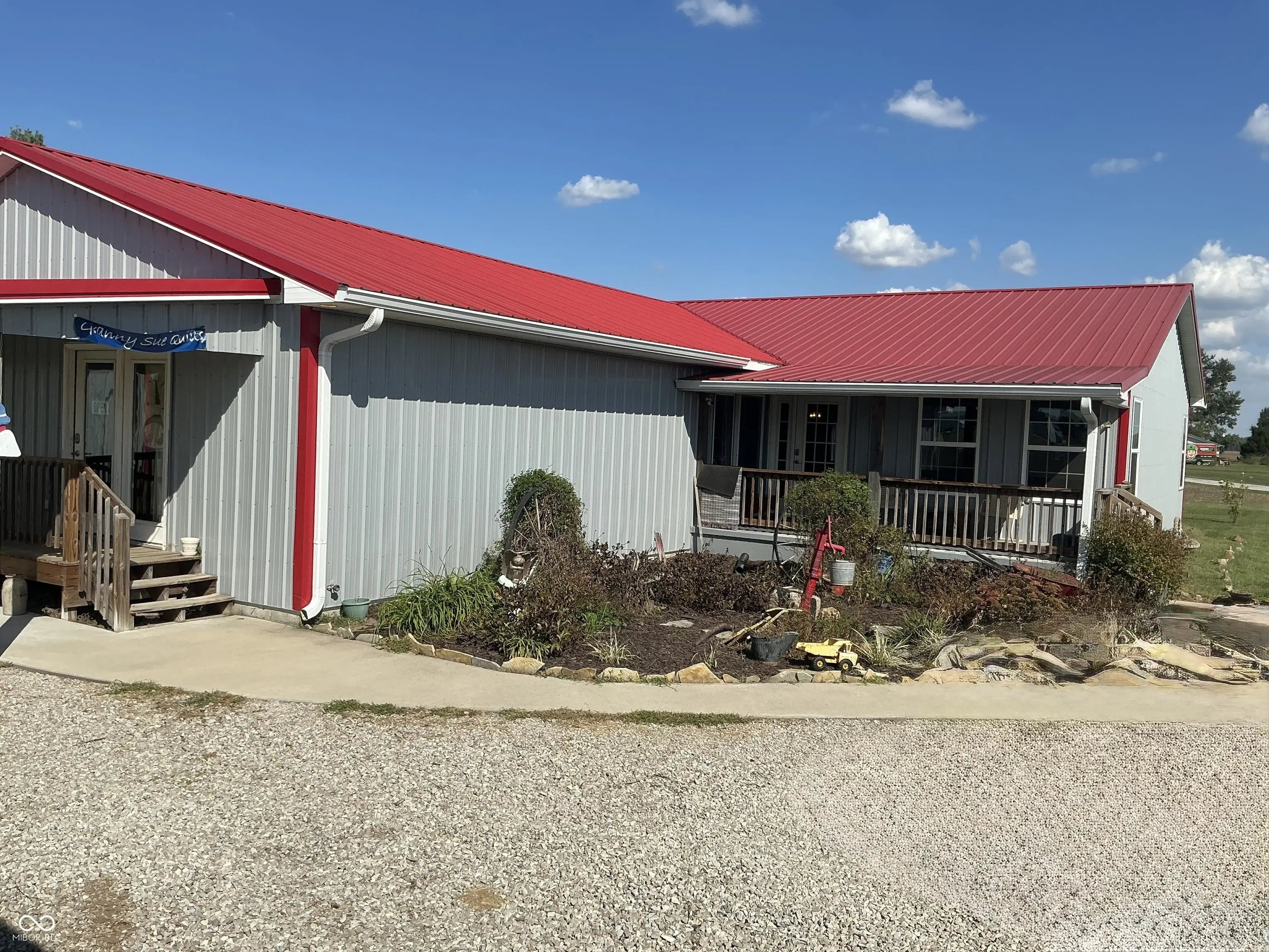 Photo of 6608 N County Road 550 E Seymour, IN 47274