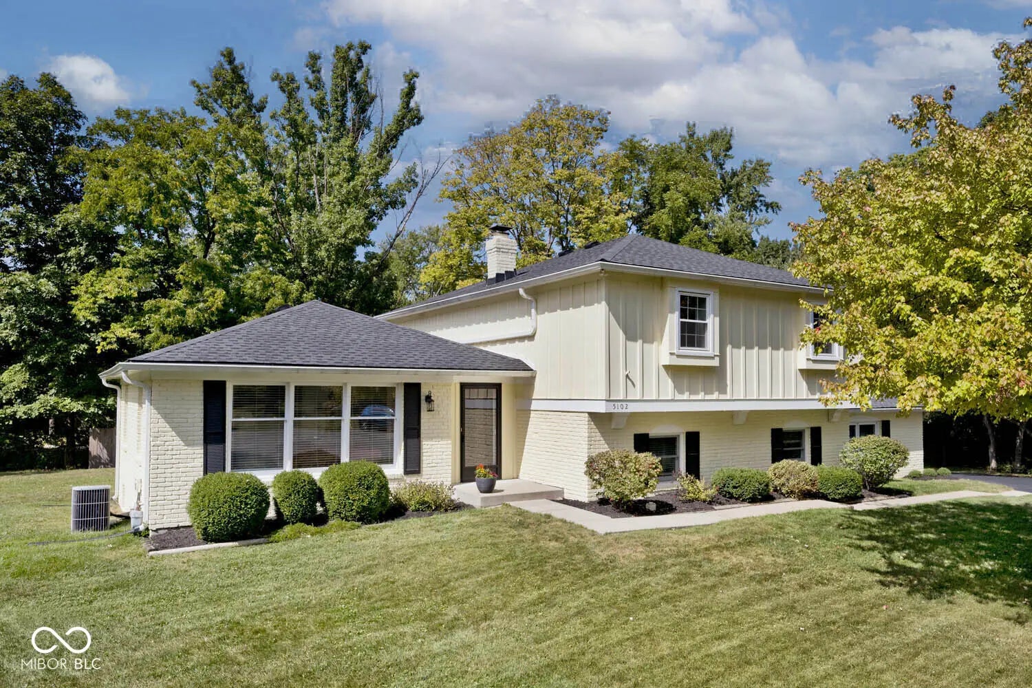 5102 E 72nd Court, Indianapolis
