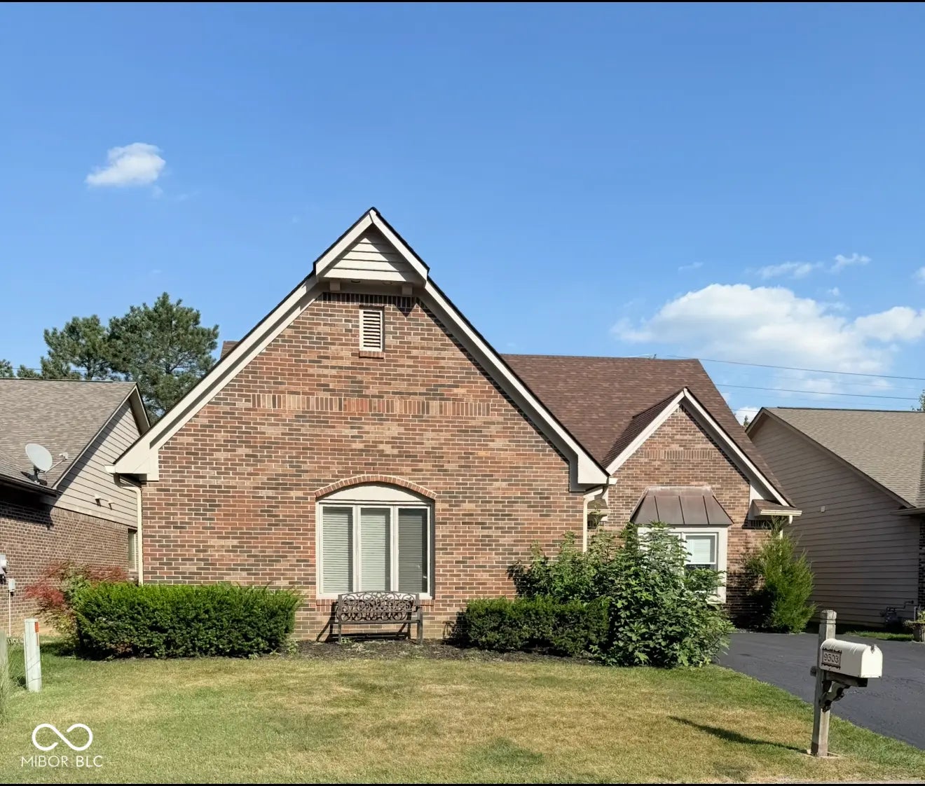 Photo of 9503 Huntington Lane Indianapolis, IN 46260