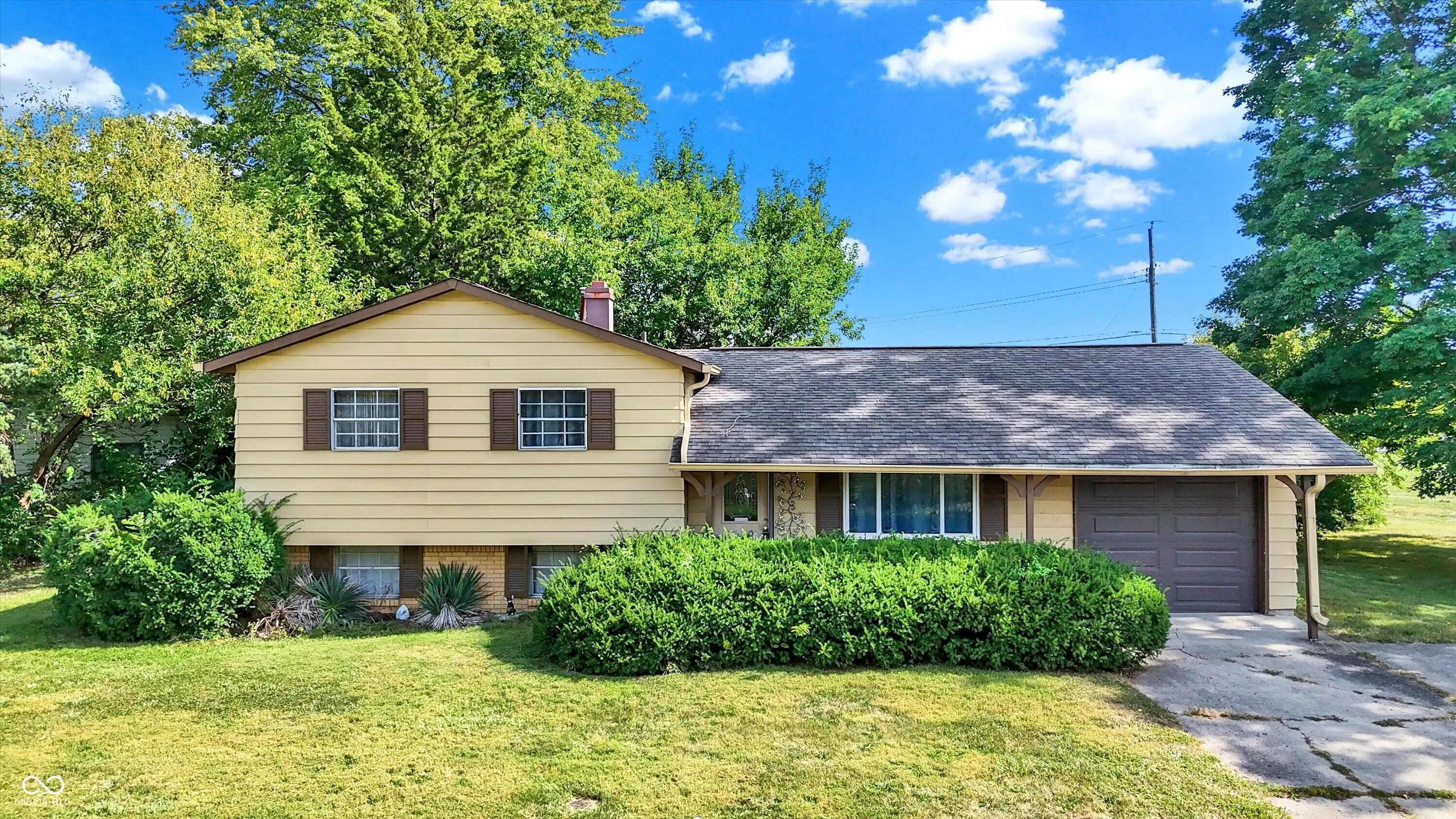 4927 W Southern Avenue, Indianapolis