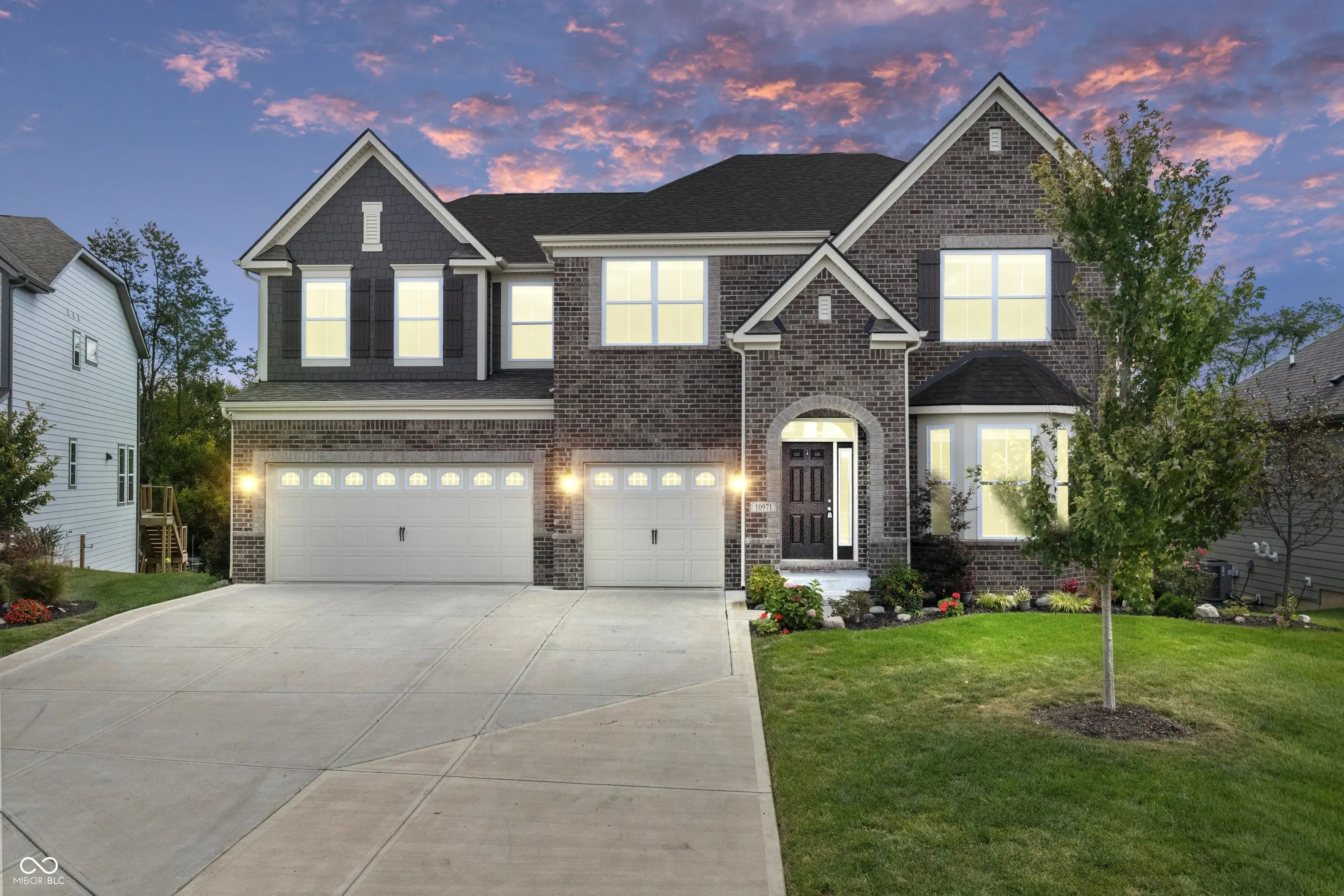 10971 Hidden Creek Drive, Indianapolis