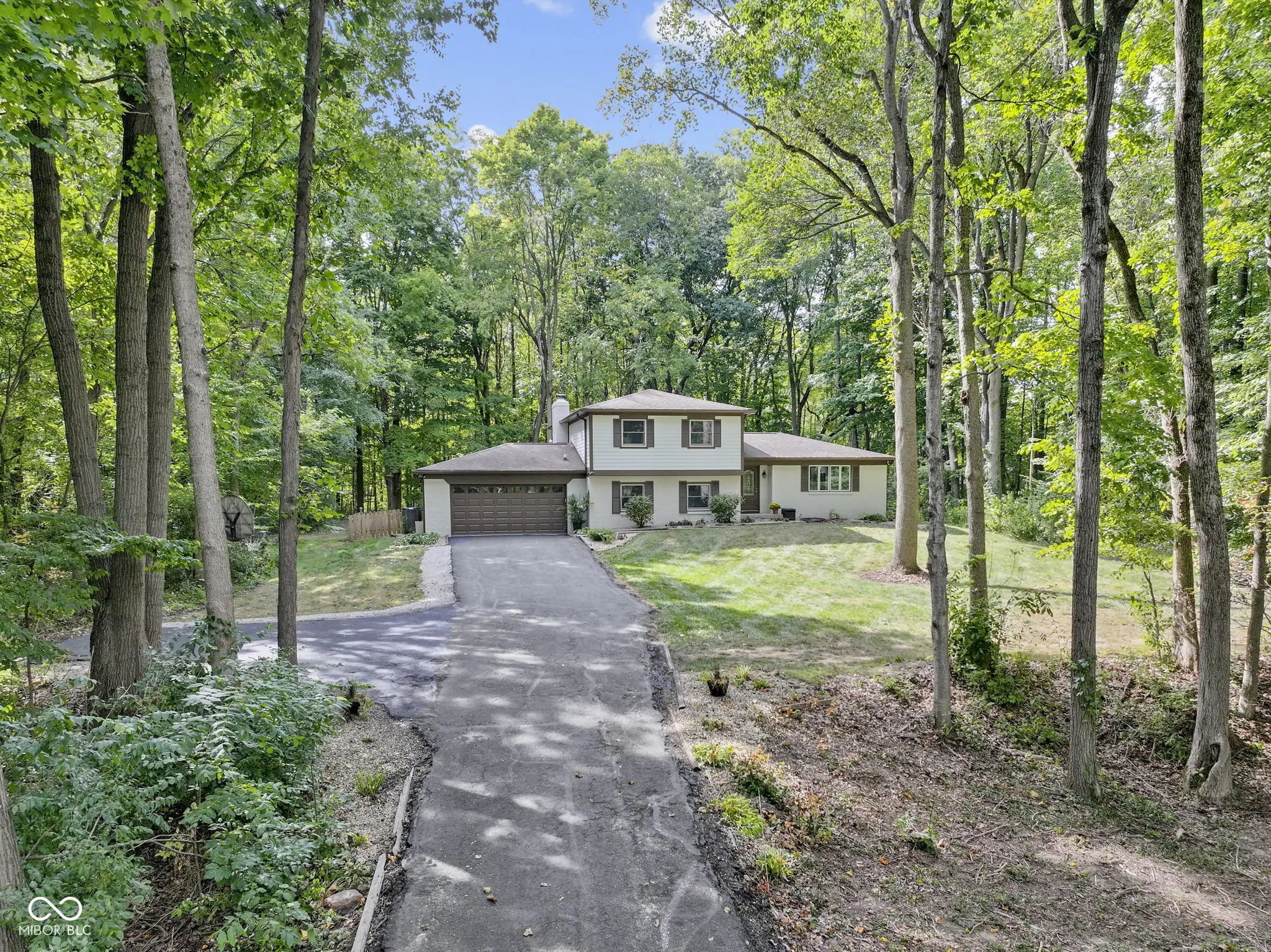 226 Saddlebrook Drive, Zionsville