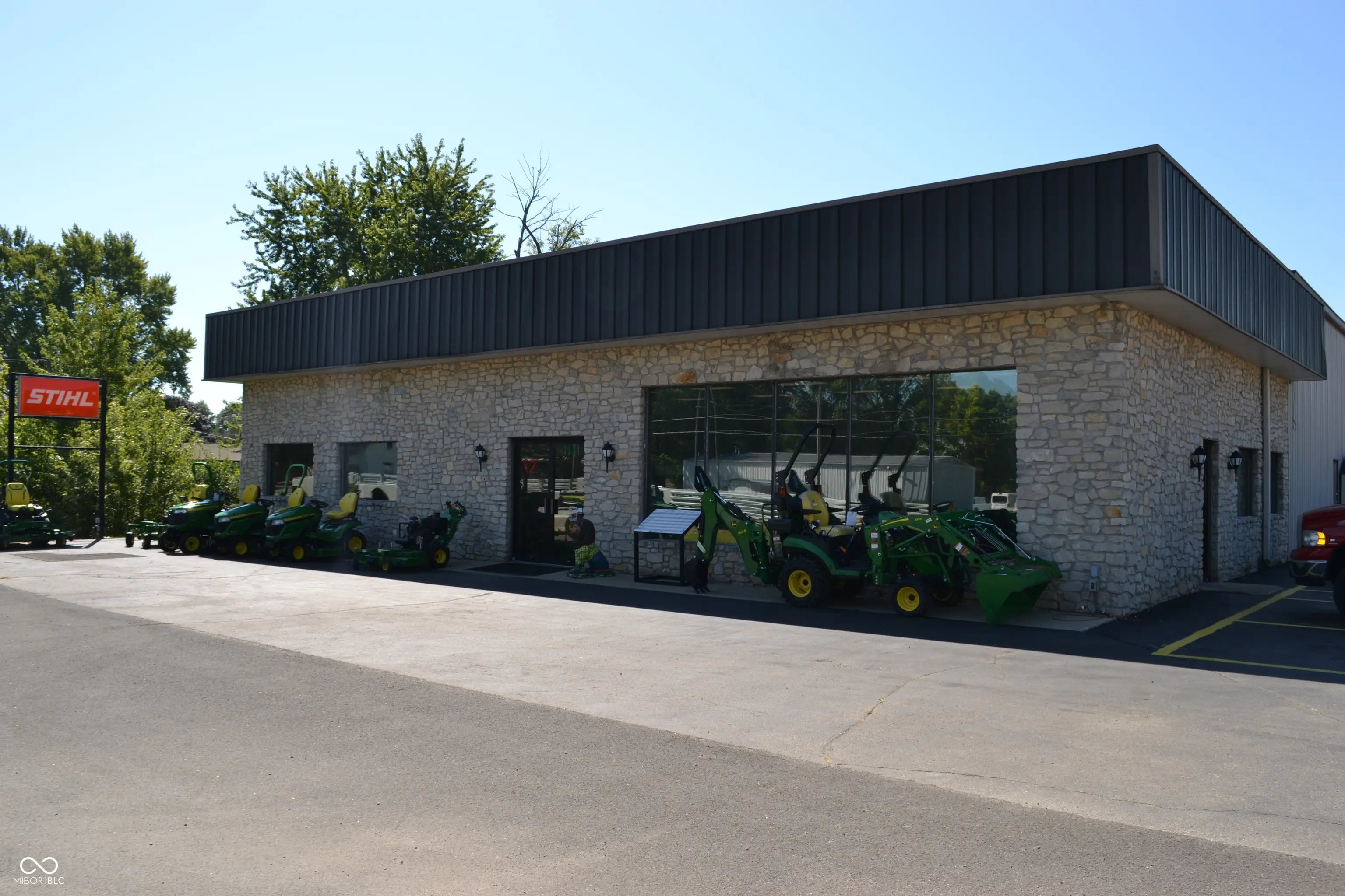 Photo of 1111 W 3rd Street Rushville, IN 46173