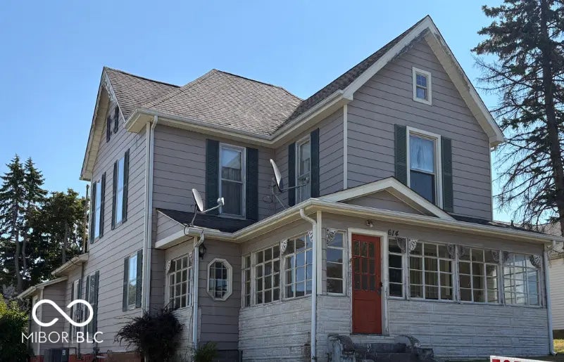 614 S Woodward Street, Lapel