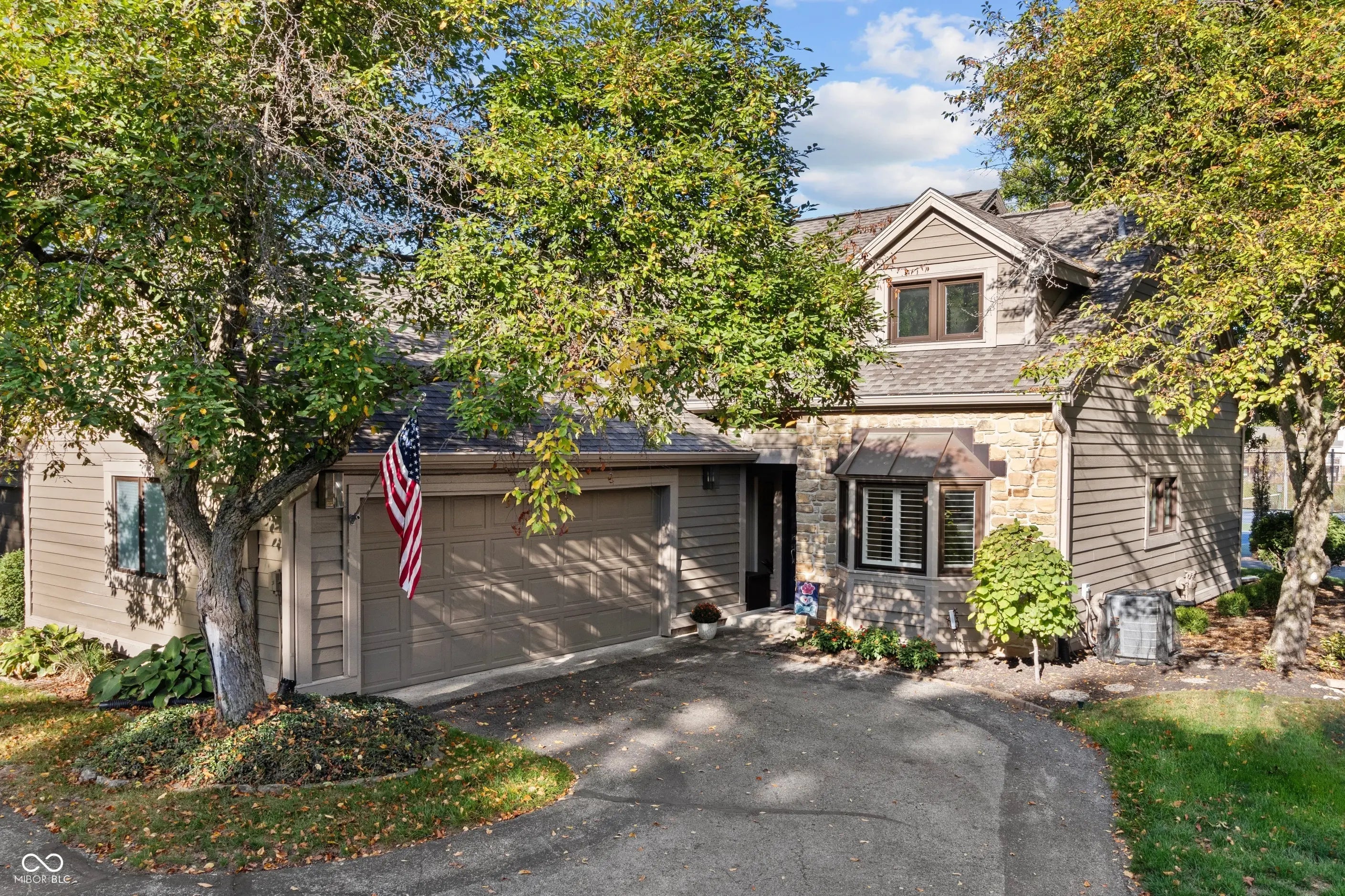 Photo of 8360 Seabridge Way Indianapolis, IN 46240