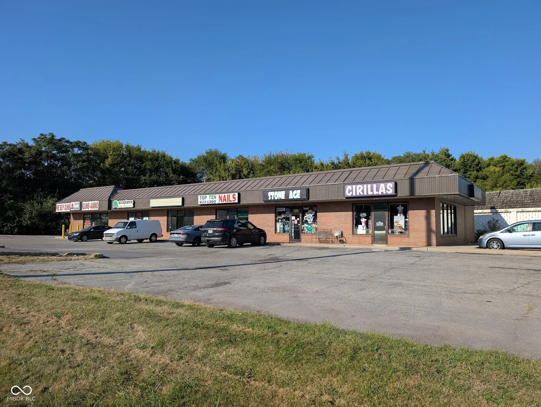 2213 S Scatterfield Road, Anderson