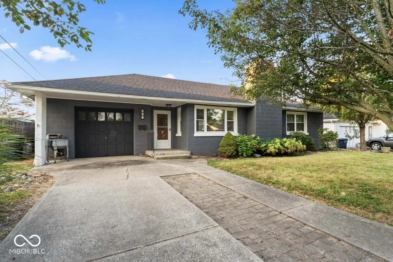 823 N A Street, Elwood