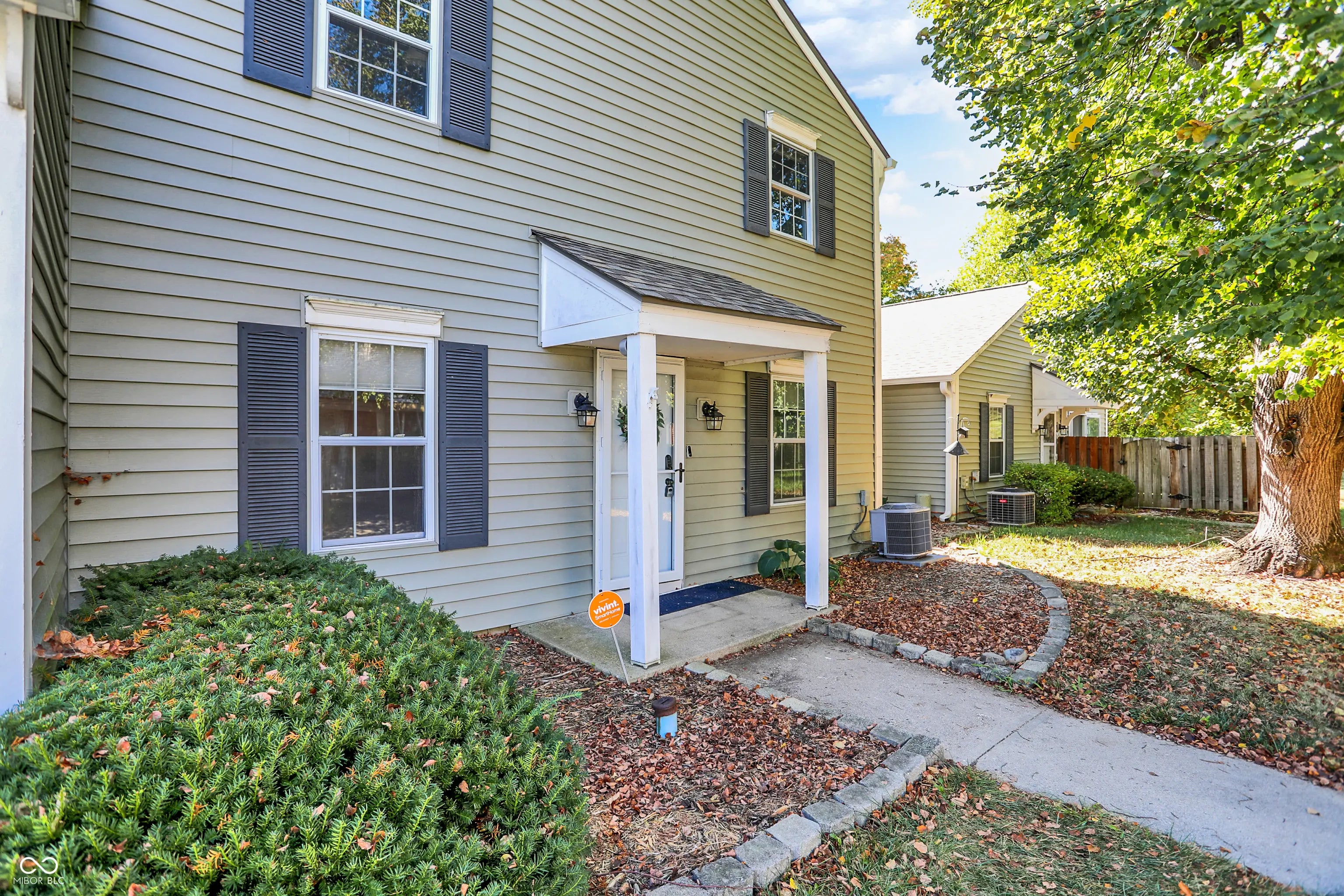 5914 Deerwood Court, Indianapolis