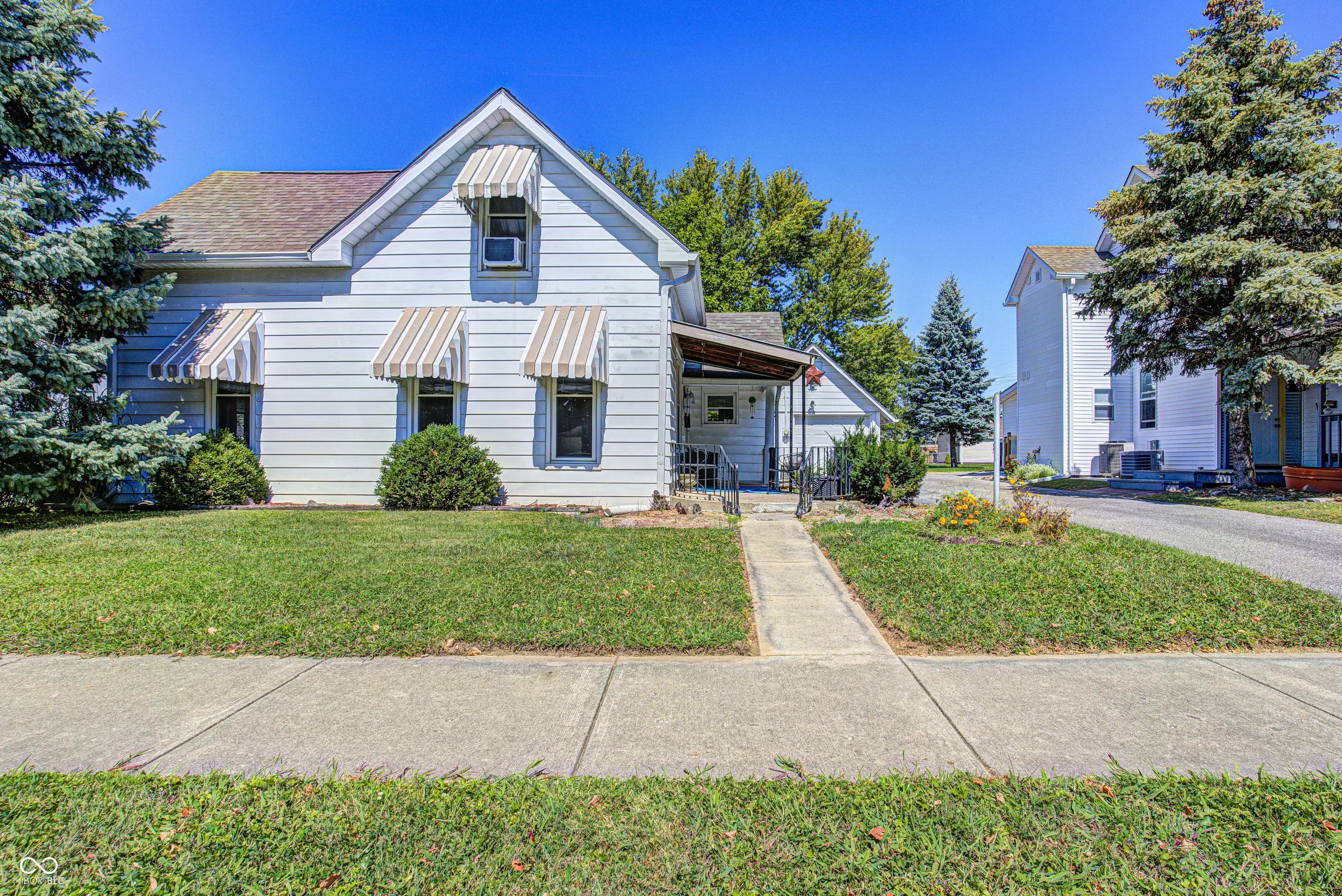 Photo of 52 W Broadway Street Greenwood, IN 46142