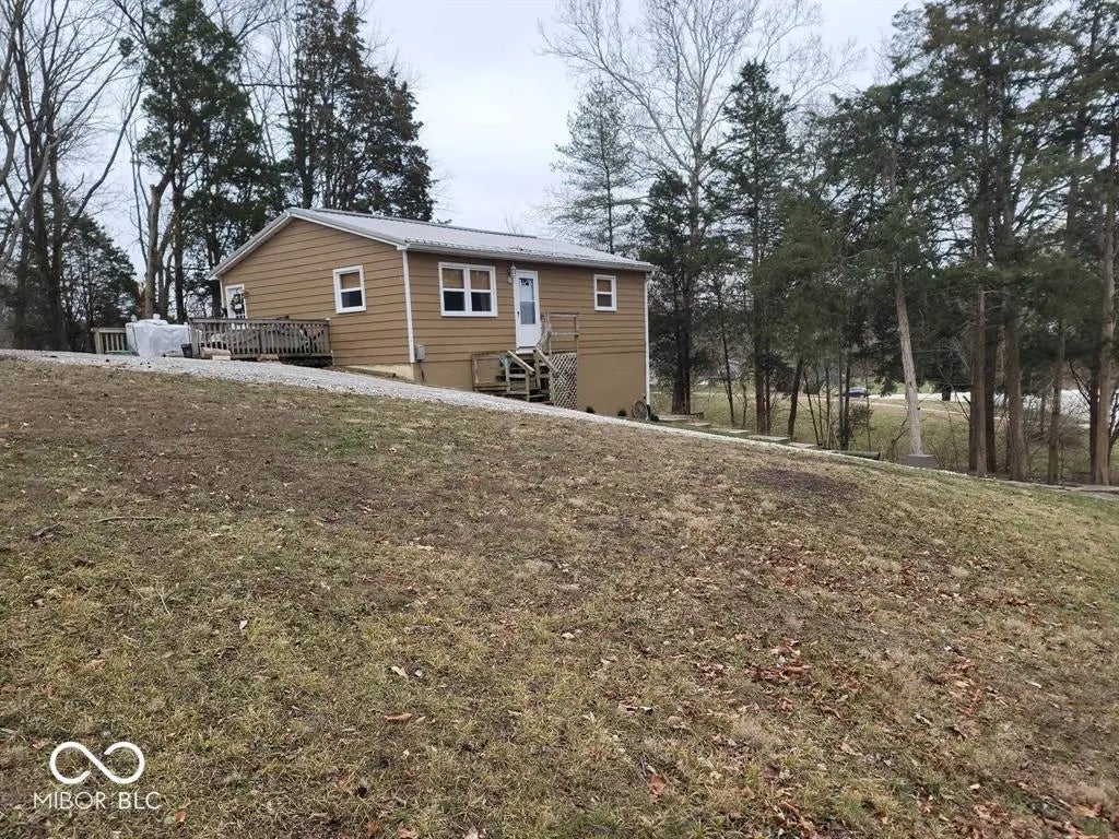 901 Carter Road, Martinsville