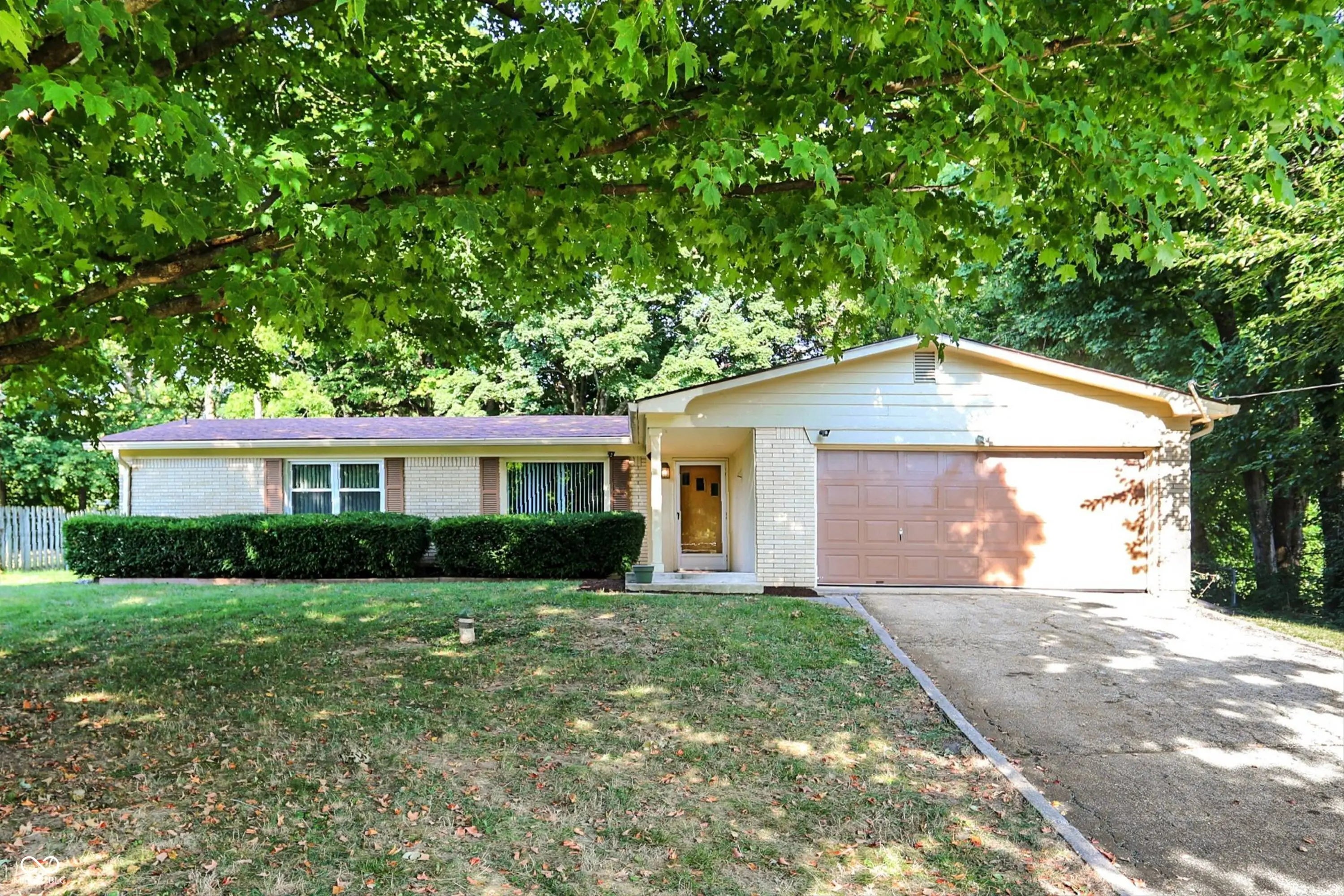 Photo of 3160 Dandy Trail Indianapolis, IN 46214