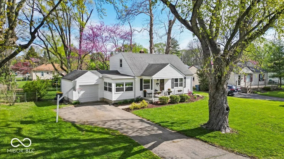 Photo of 2204 Pamela Drive Indianapolis, IN 46220