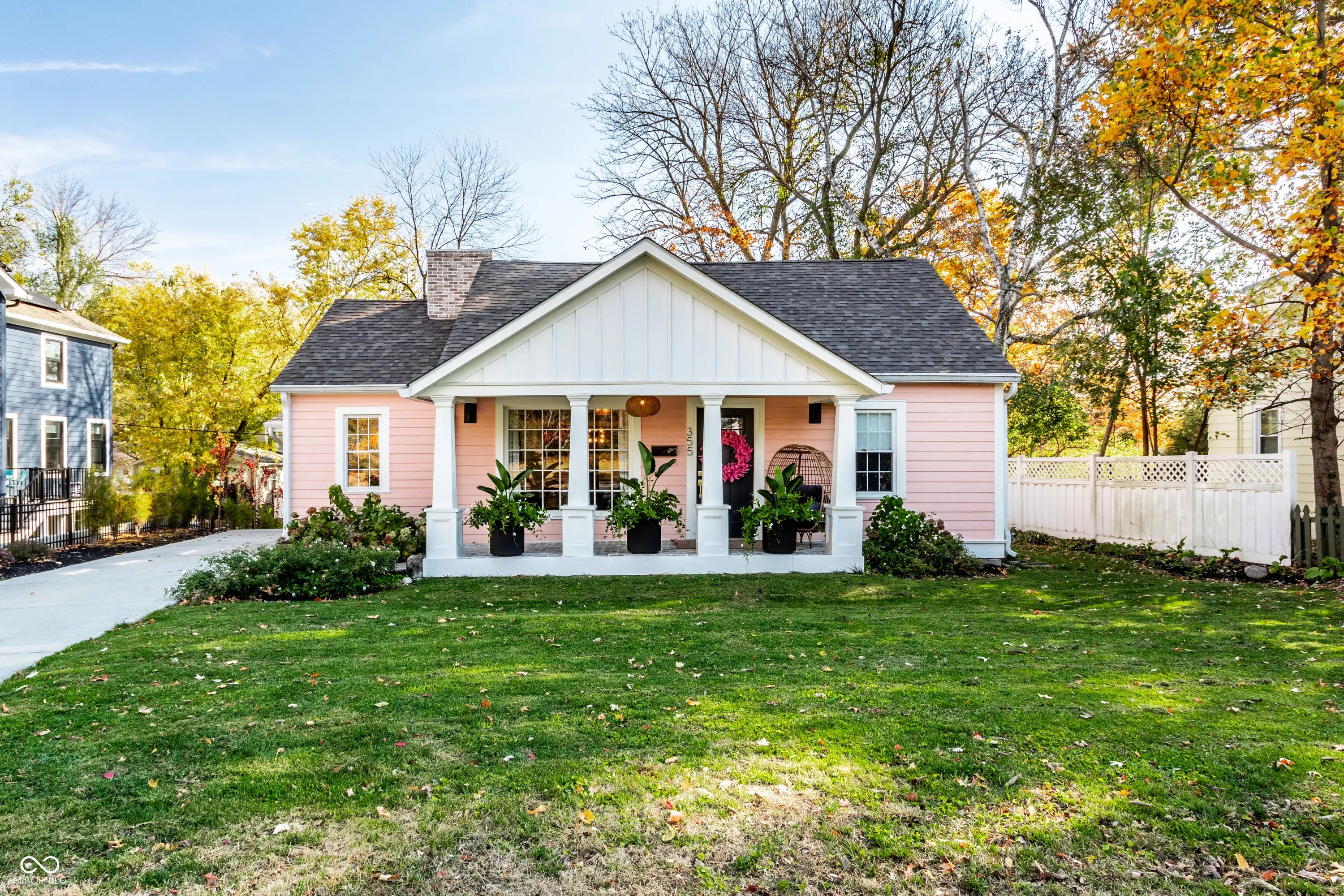 355 S 5th Street, Zionsville
