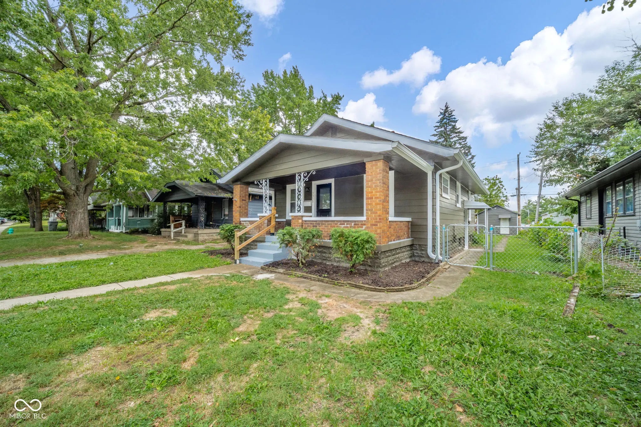 3915 E 11th Street, Indianapolis