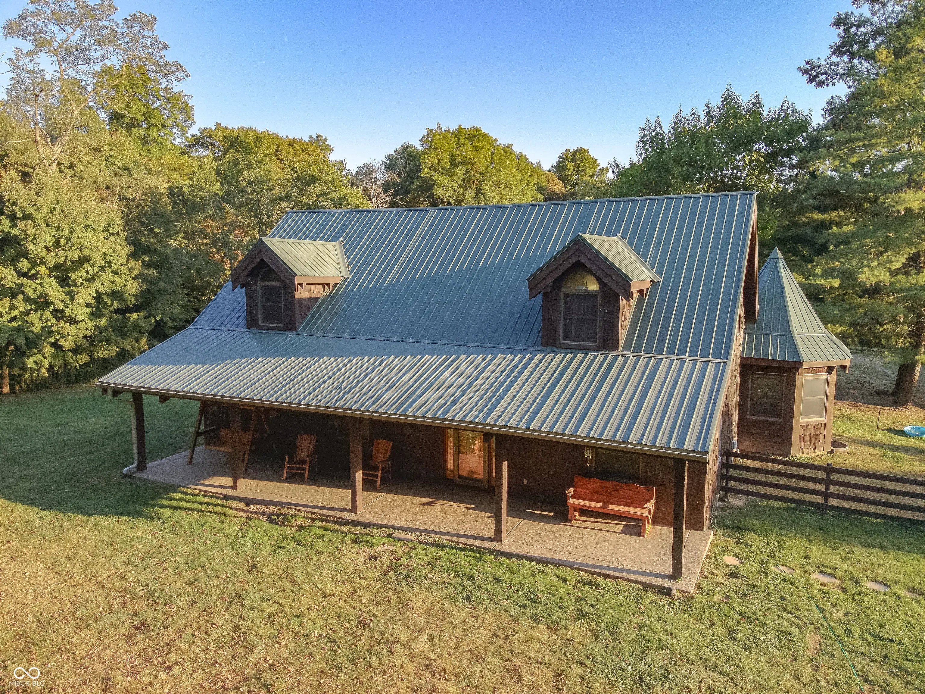 6476 W Range Line Road, Greencastle