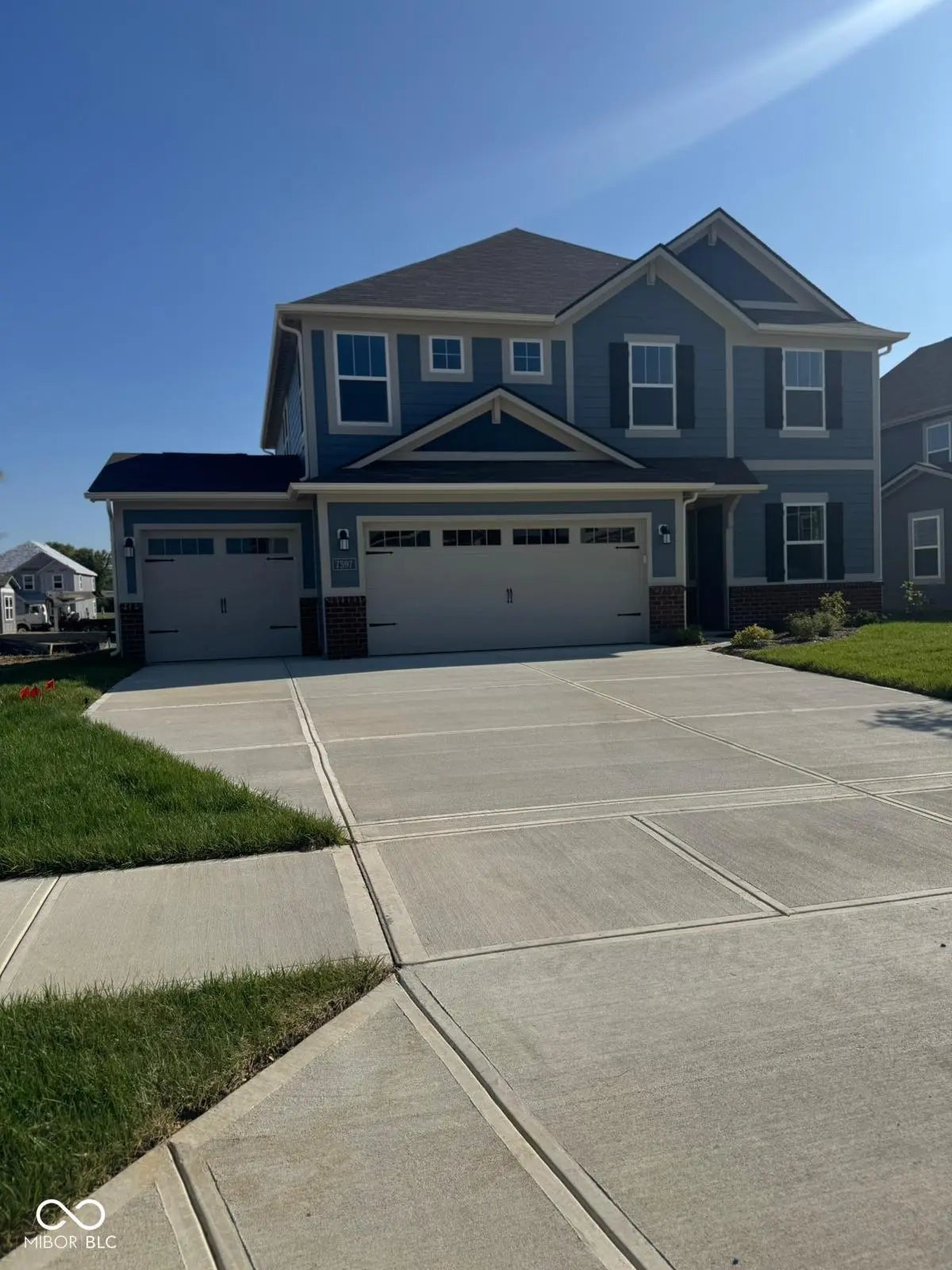 7597 Allesley Drive, Avon
